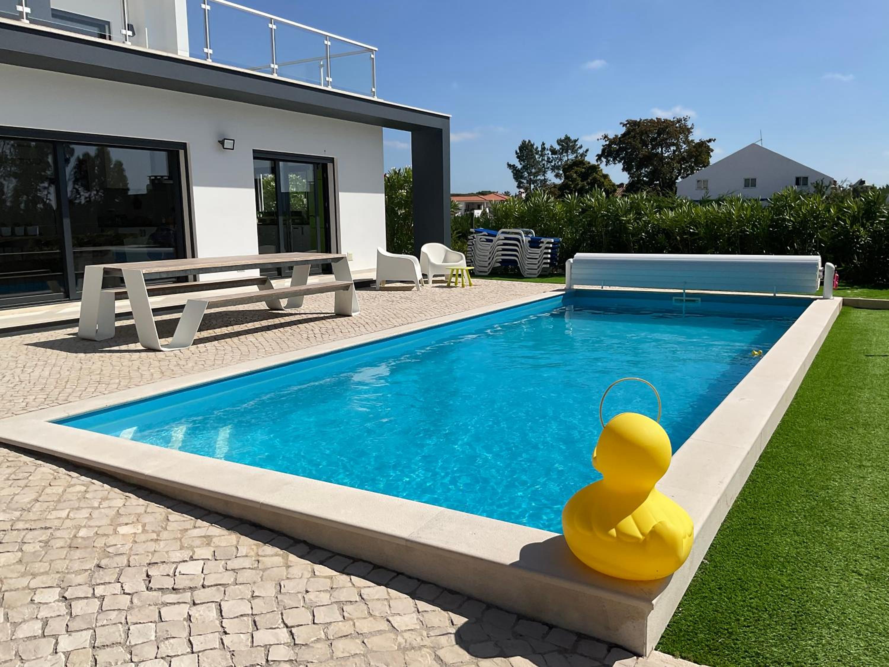 Villa 33 Silver Coast view 2