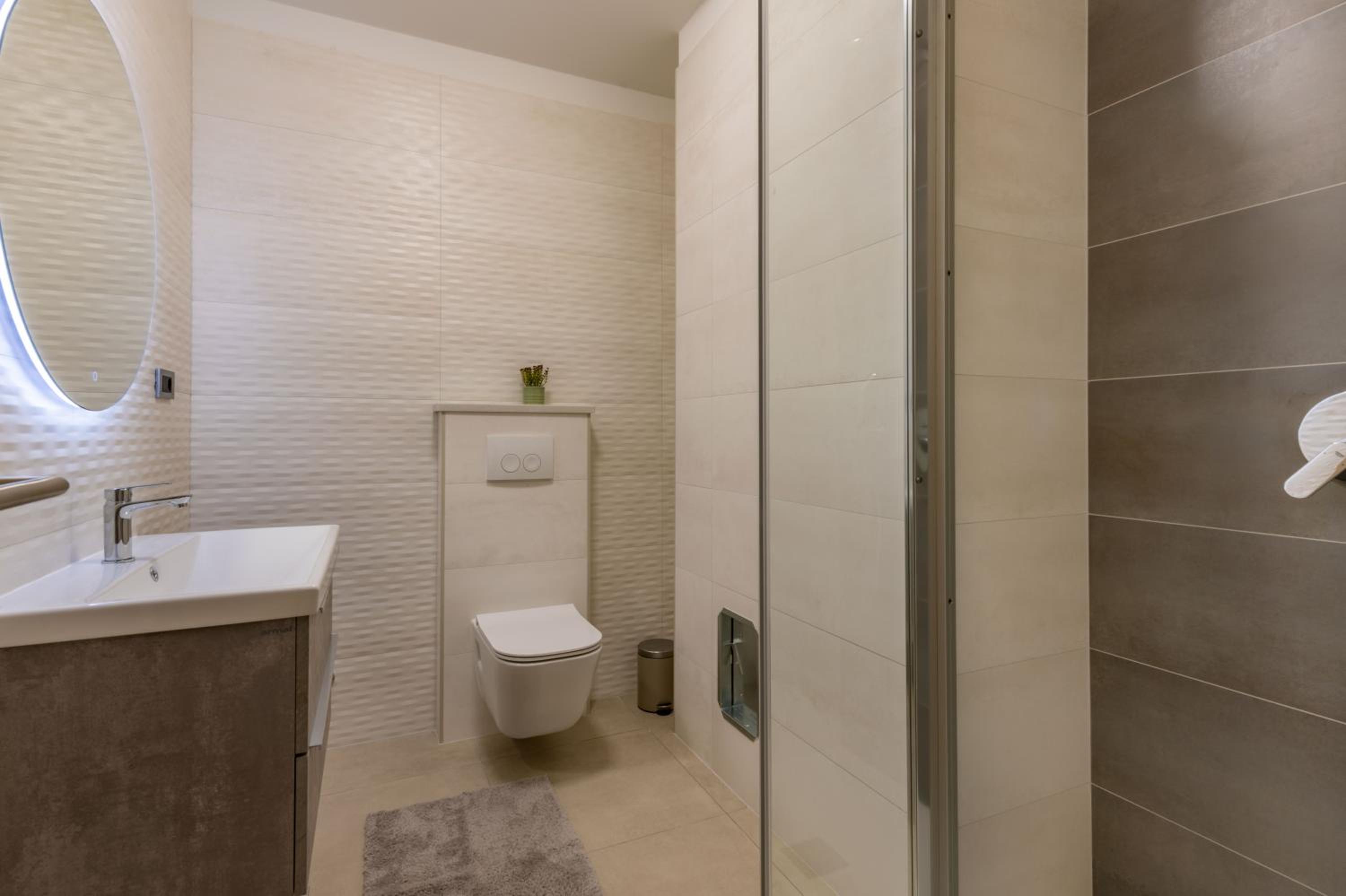Villa Silente, modern and luxurious villa hugged by nature