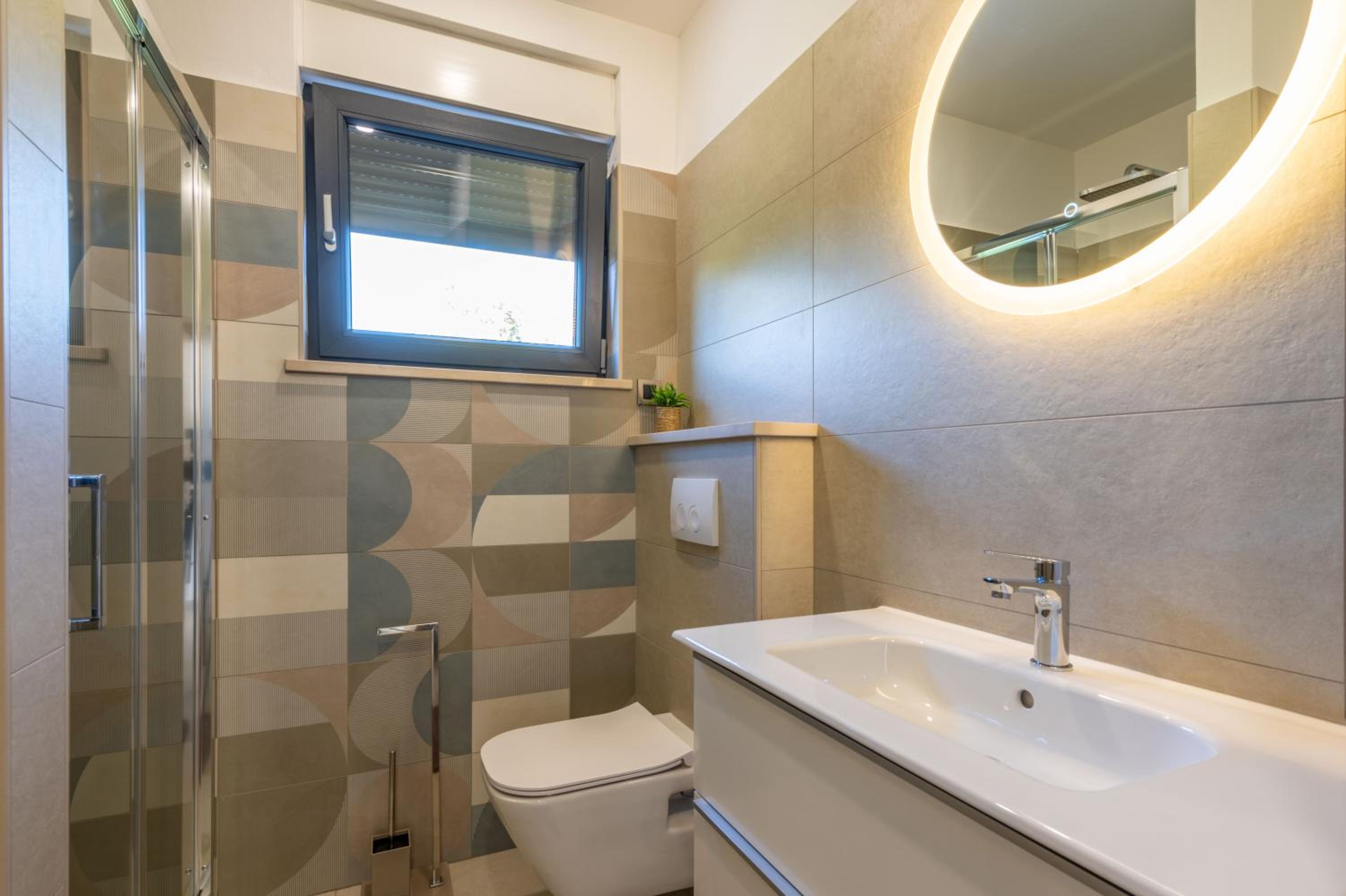 Villa Silente, modern and luxurious villa hugged by nature