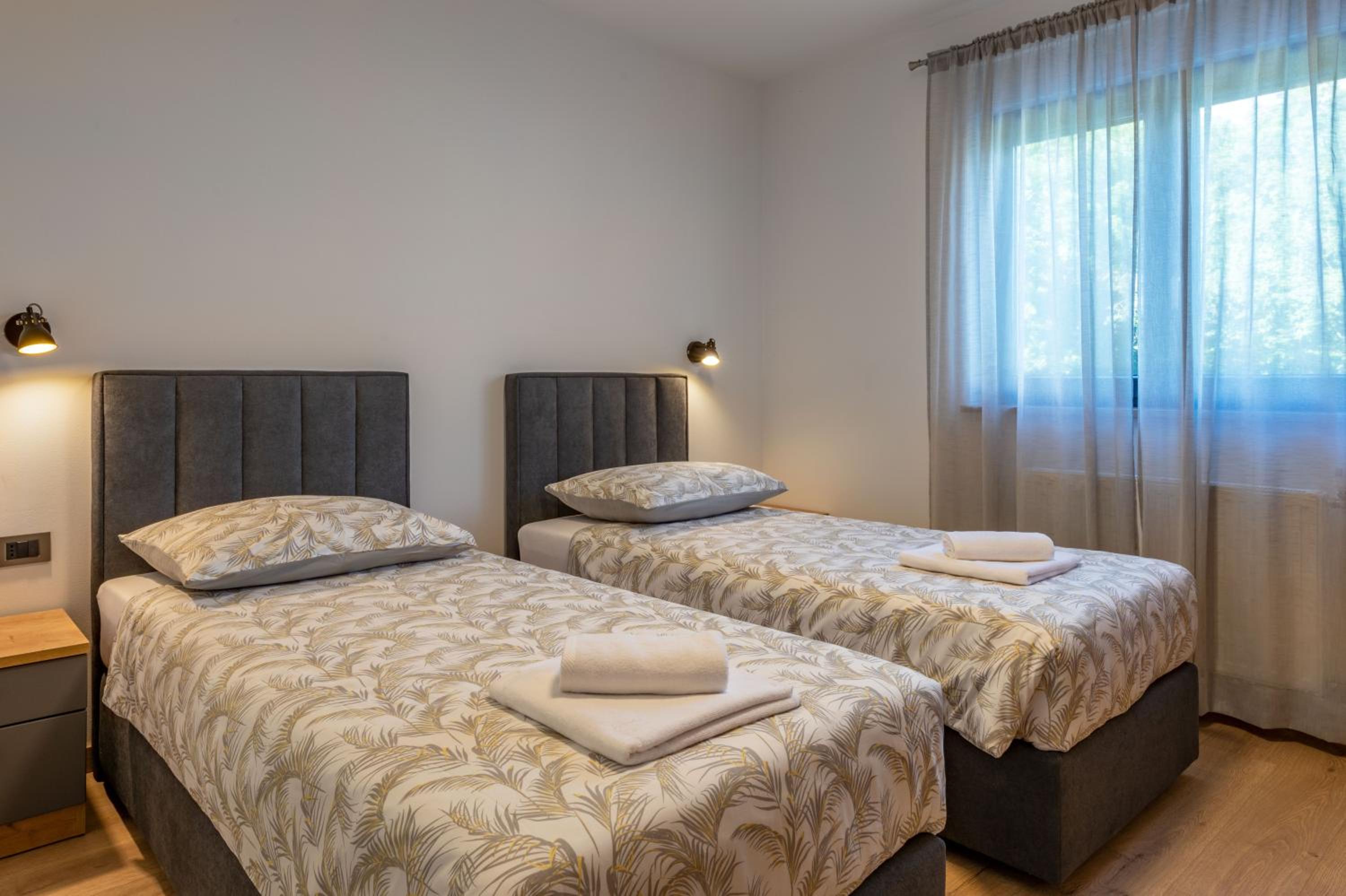 Villa Silente, modern and luxurious villa hugged by nature