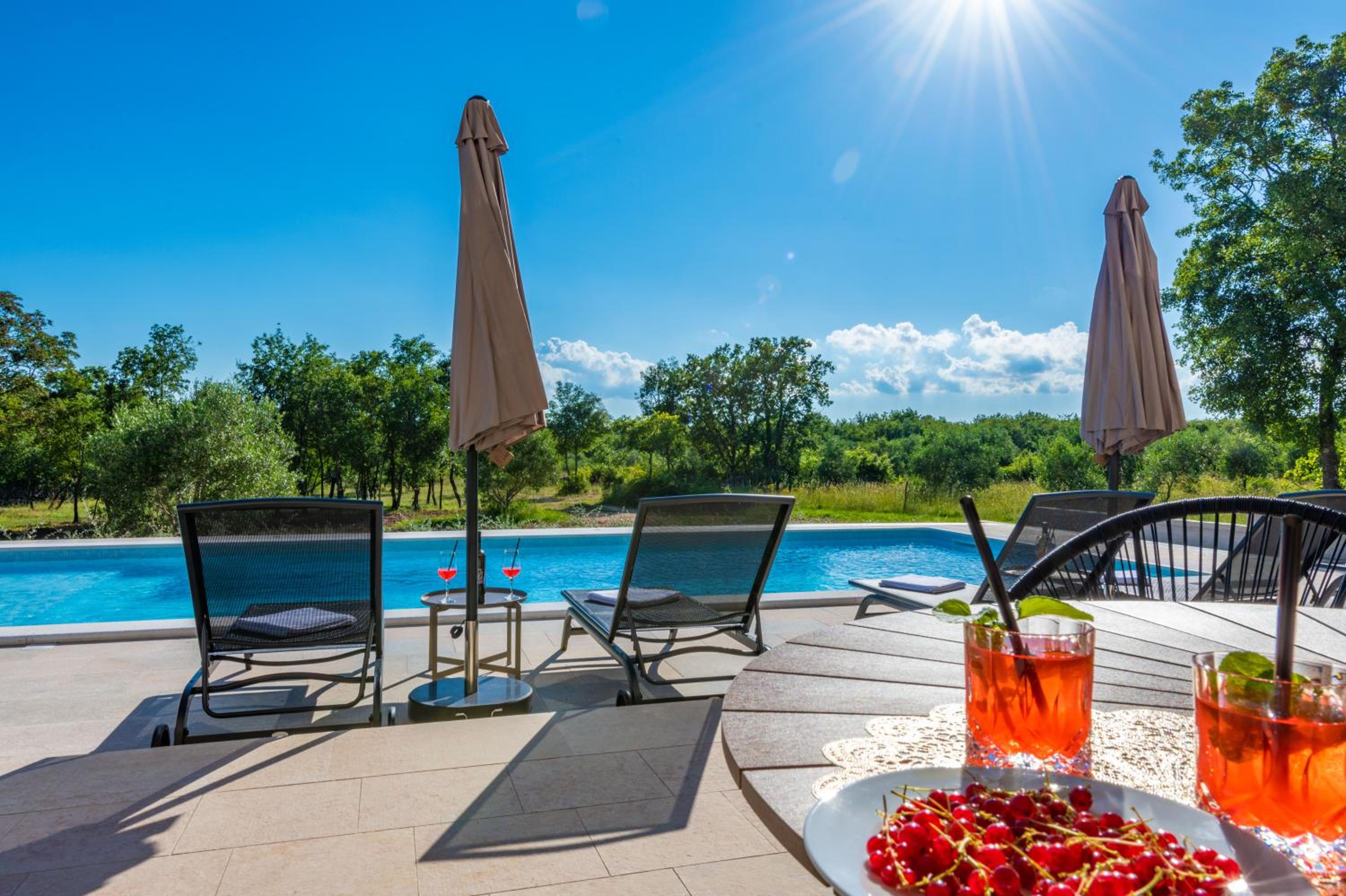 Villa Silente, modern and luxurious villa hugged by nature