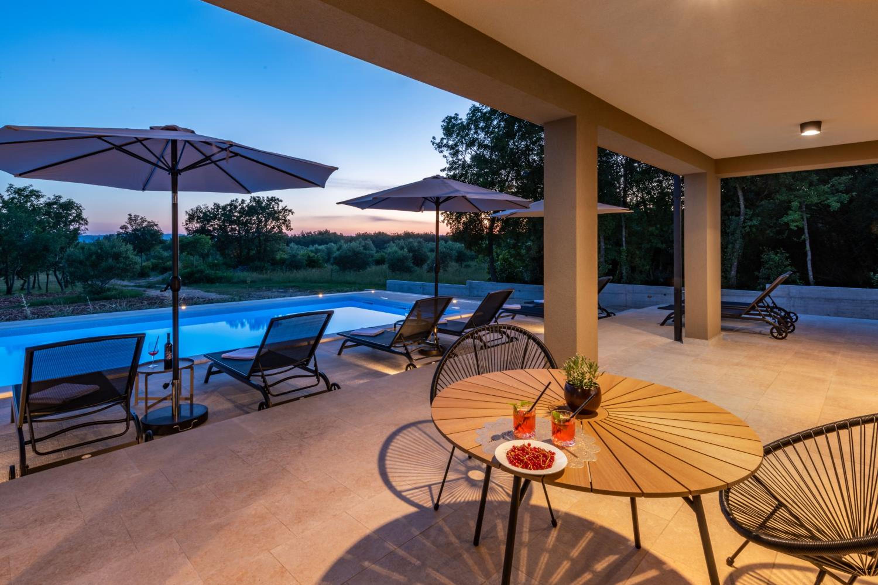 Villa Silente, modern and luxurious villa hugged by nature