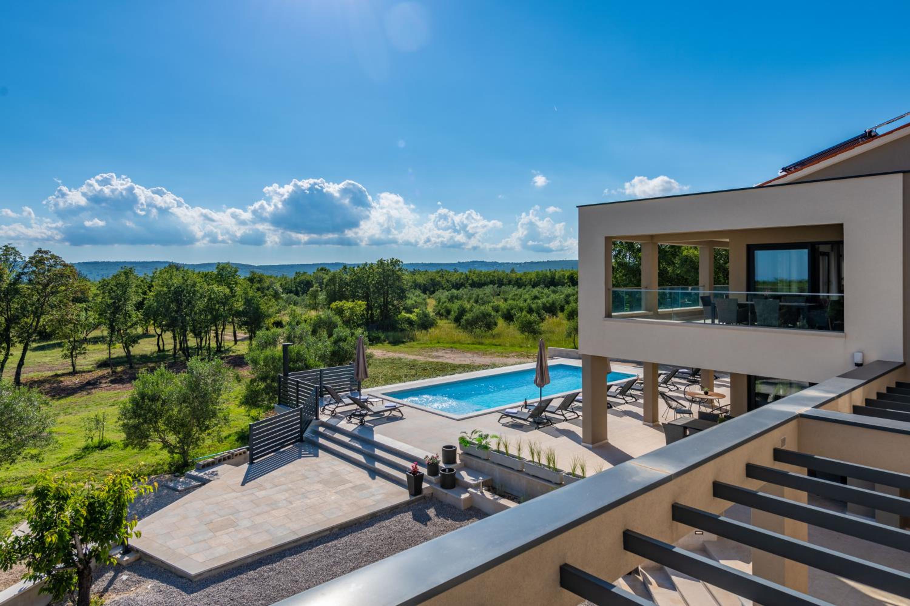 Villa Silente, modern and luxurious villa hugged by nature