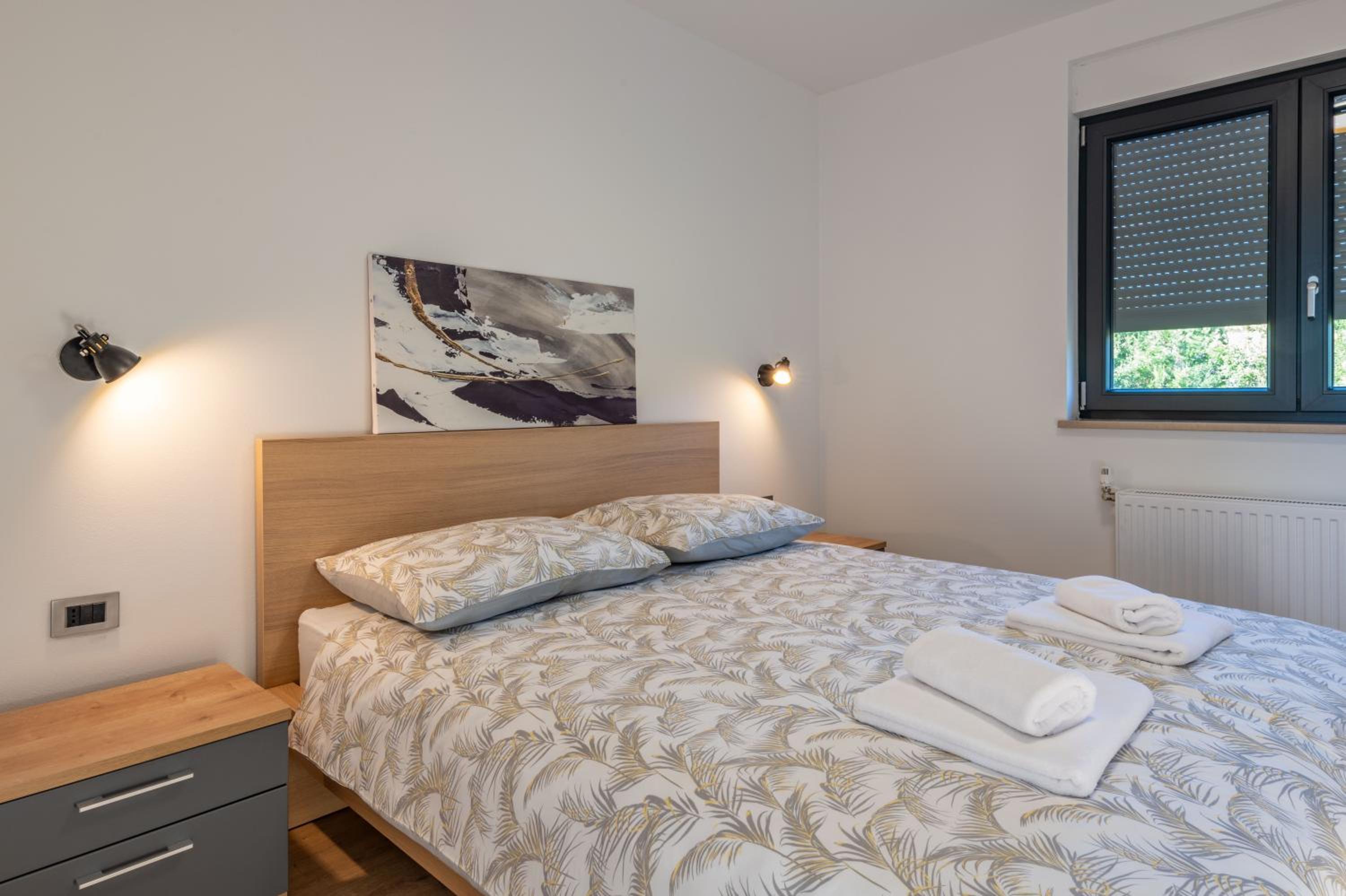 Villa Silente, modern and luxurious villa hugged by nature