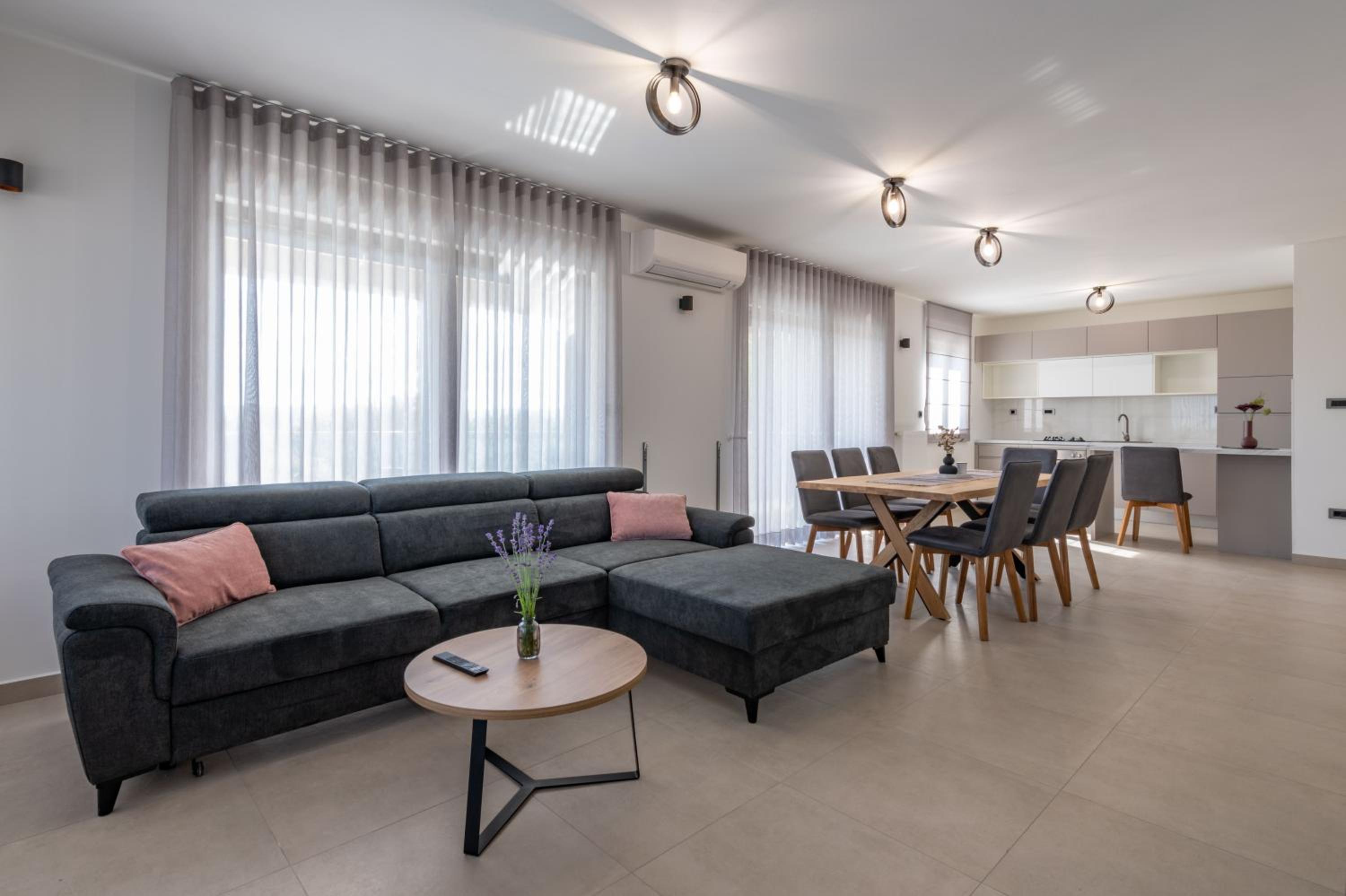 Villa Silente, modern and luxurious villa hugged by nature