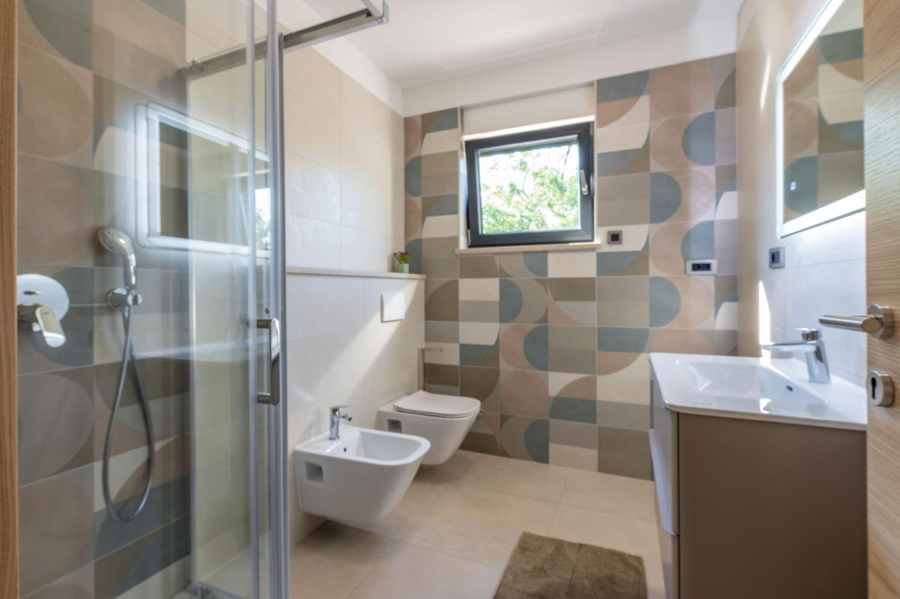 Villa Silente, modern and luxurious villa hugged by nature
