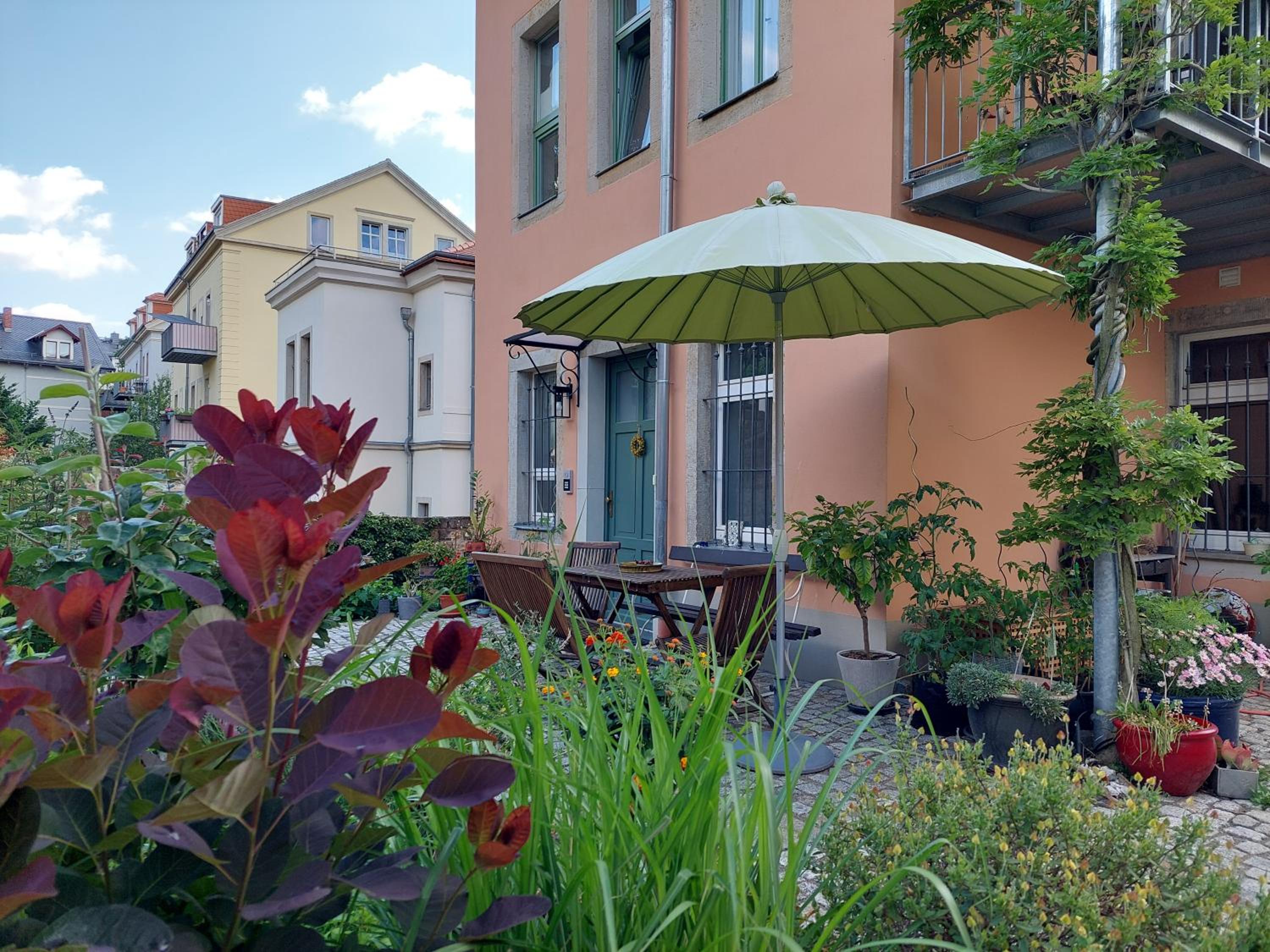 Dein Zuhause in der Ferne im grünen Kreativhof 