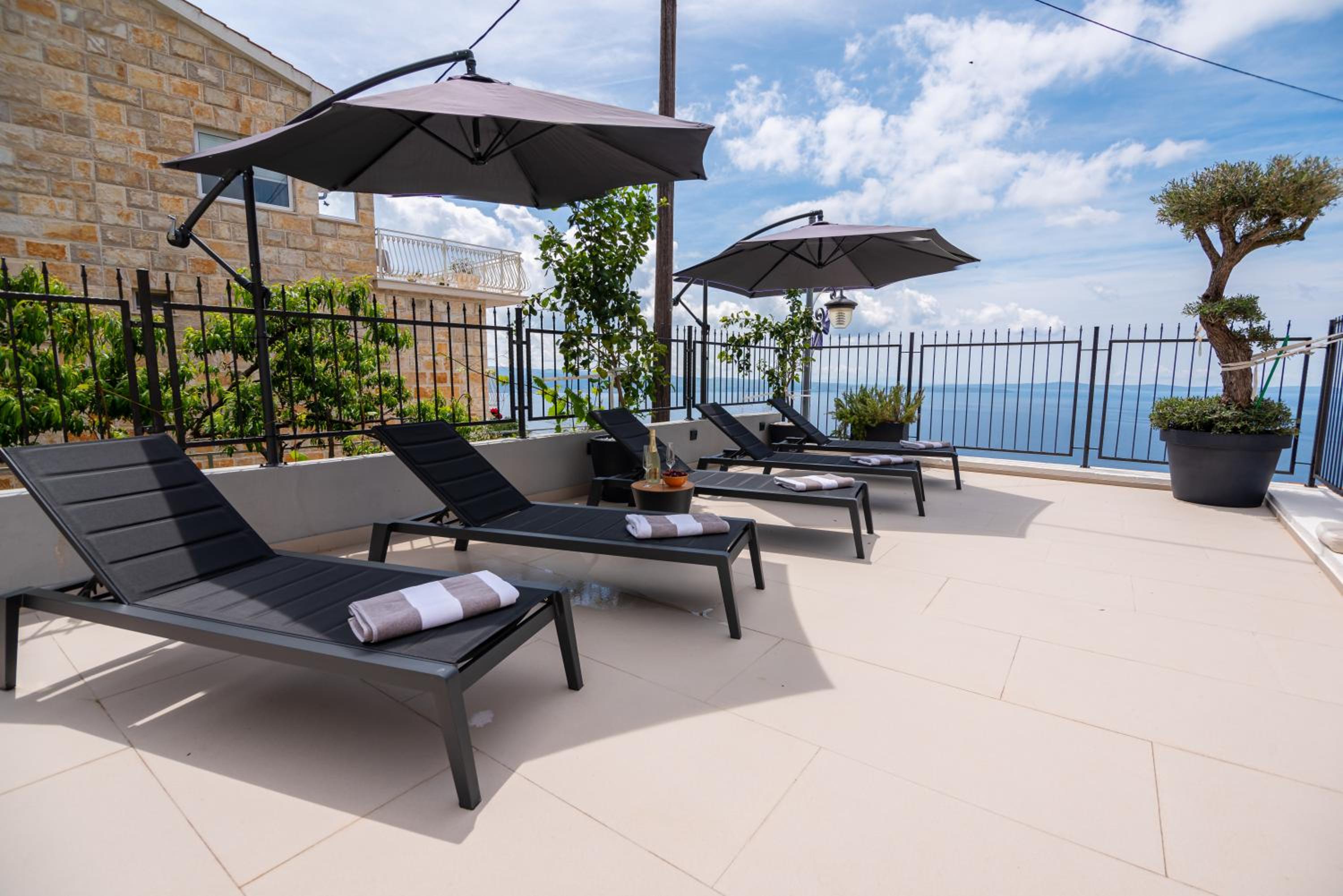 Podstrana Vacations - Villa Bella Vista Heritage Oasis - Property Image 11