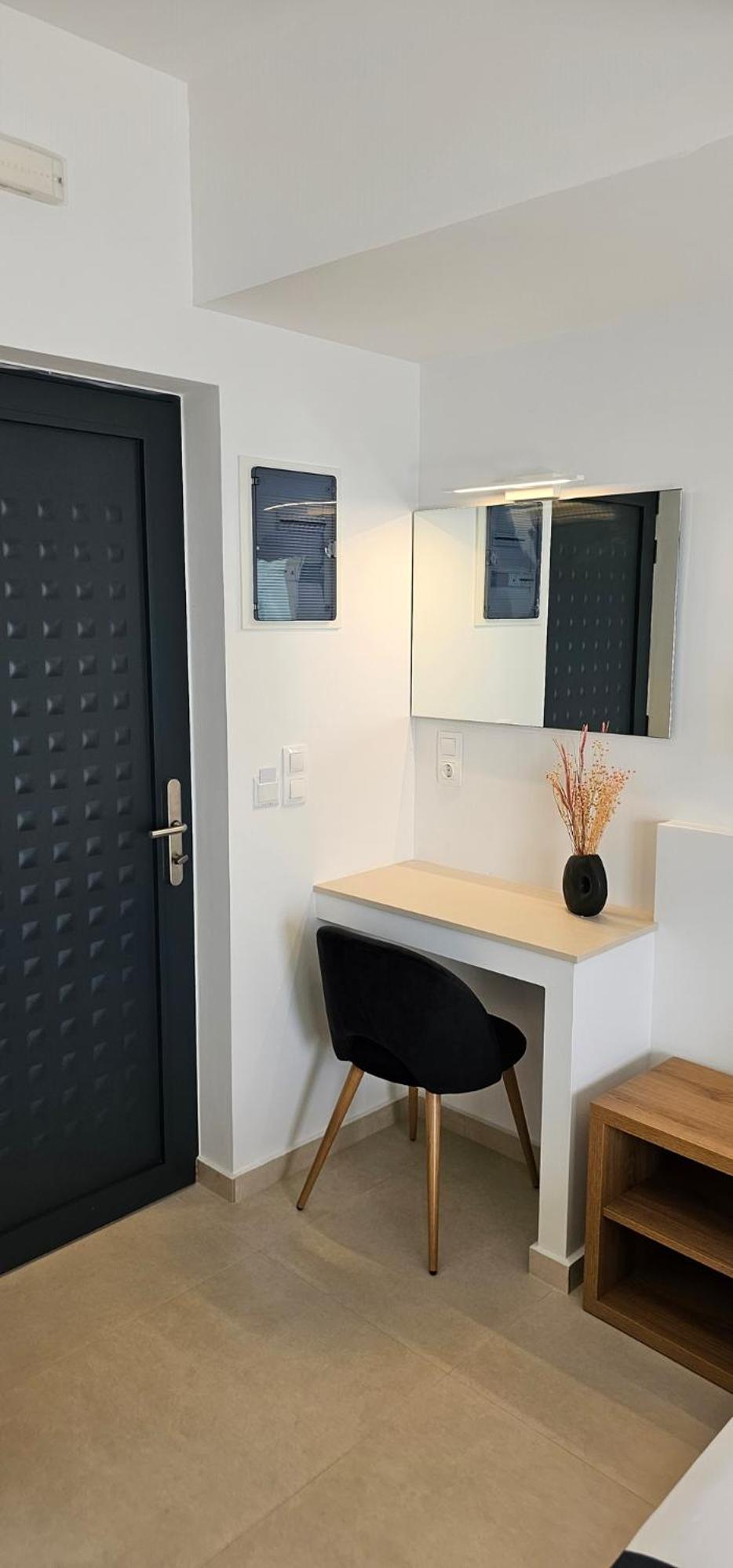 DG Luxury Apartments