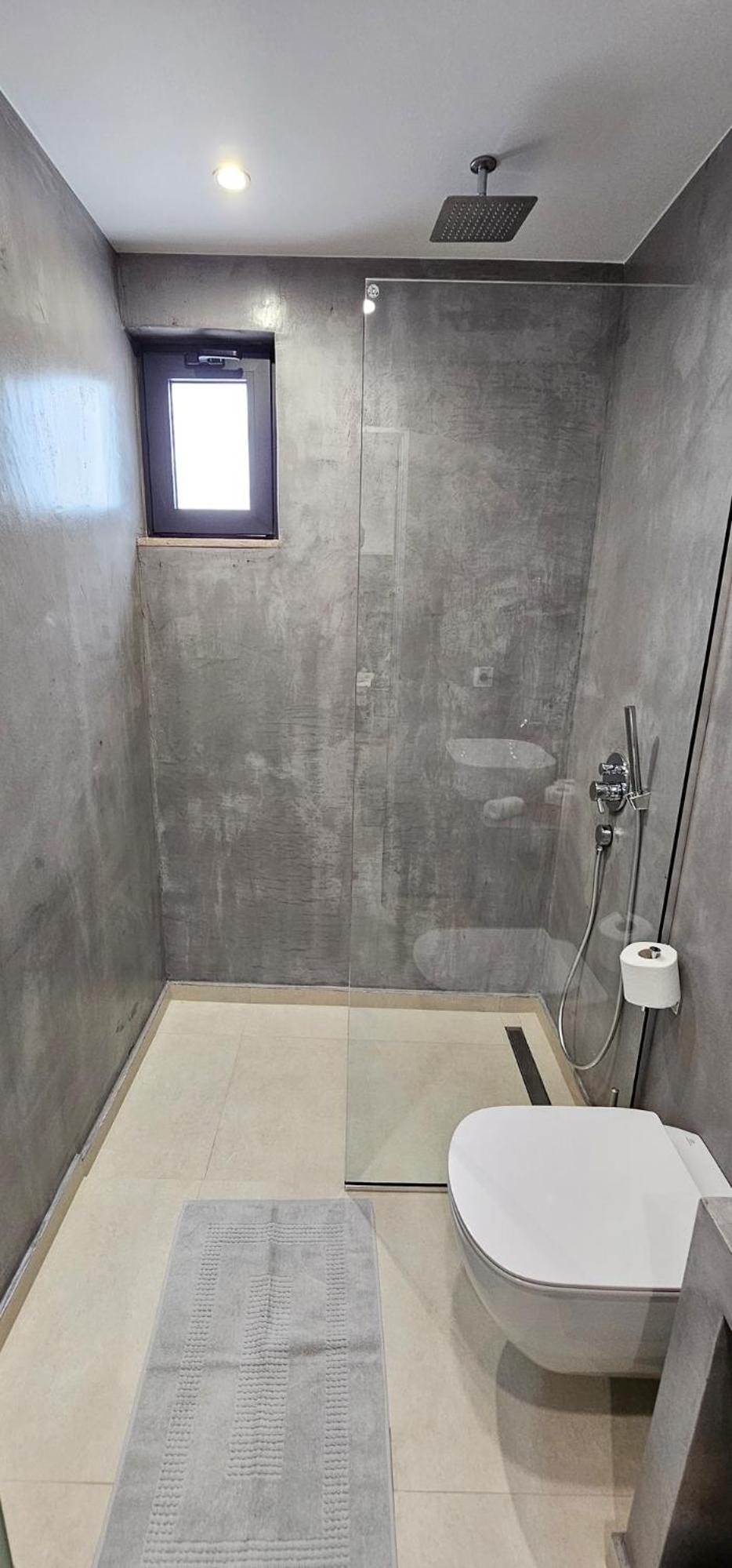 DG Luxury Apartments
