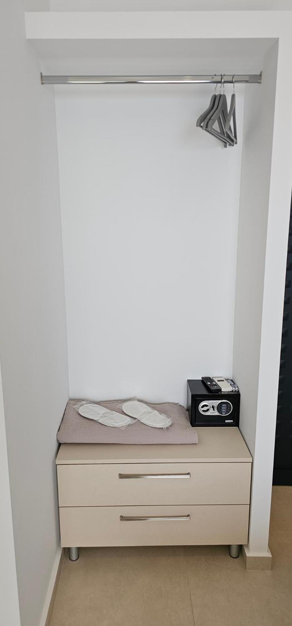 DG Luxury Apartments