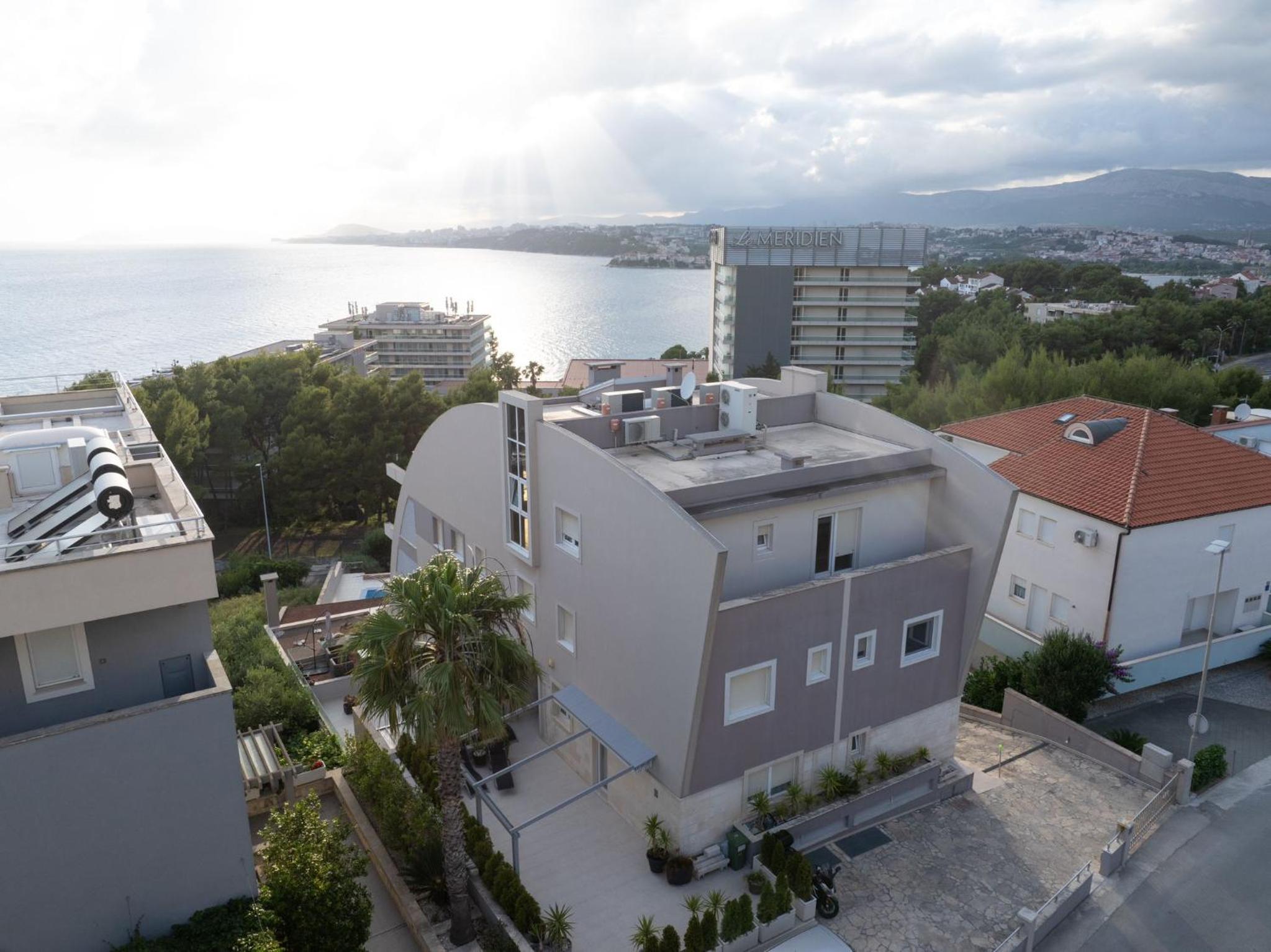 Nala Luxury Apartment