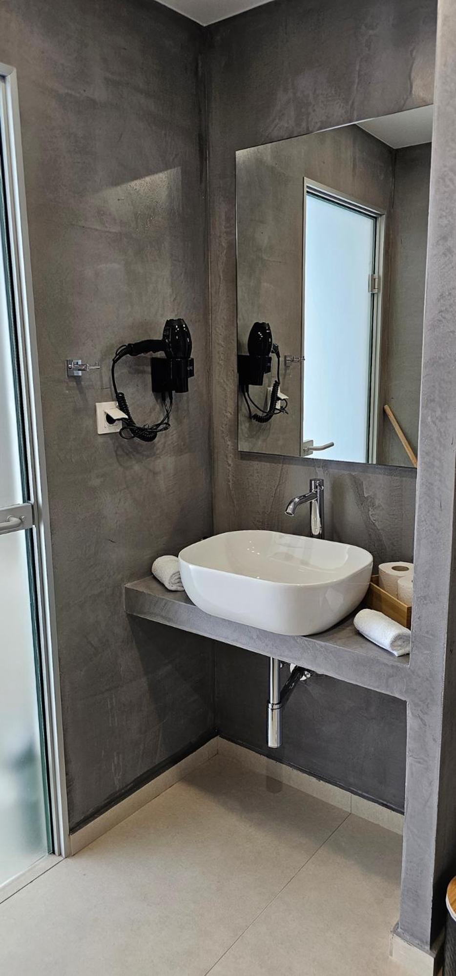 DG Luxury Apartments