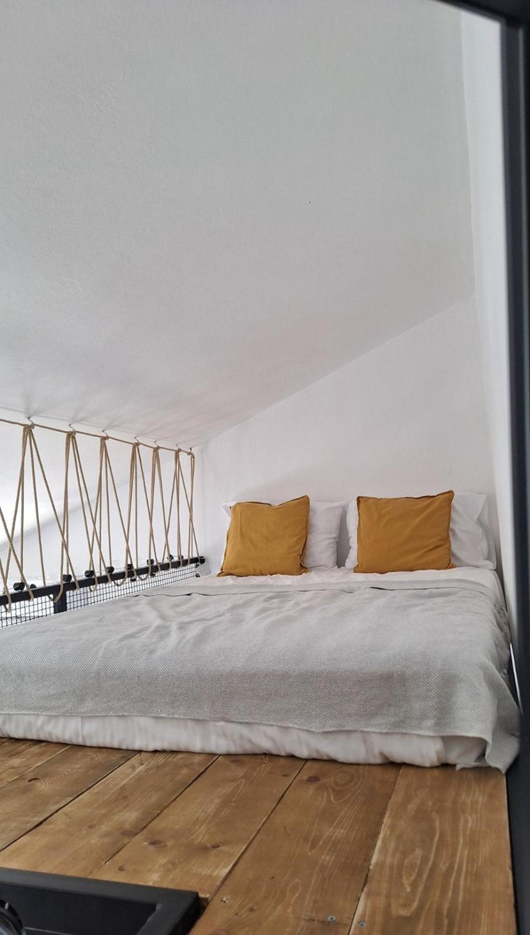 Aloft Apartment