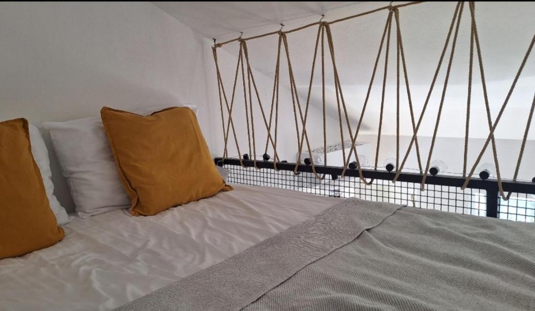 Aloft Apartment