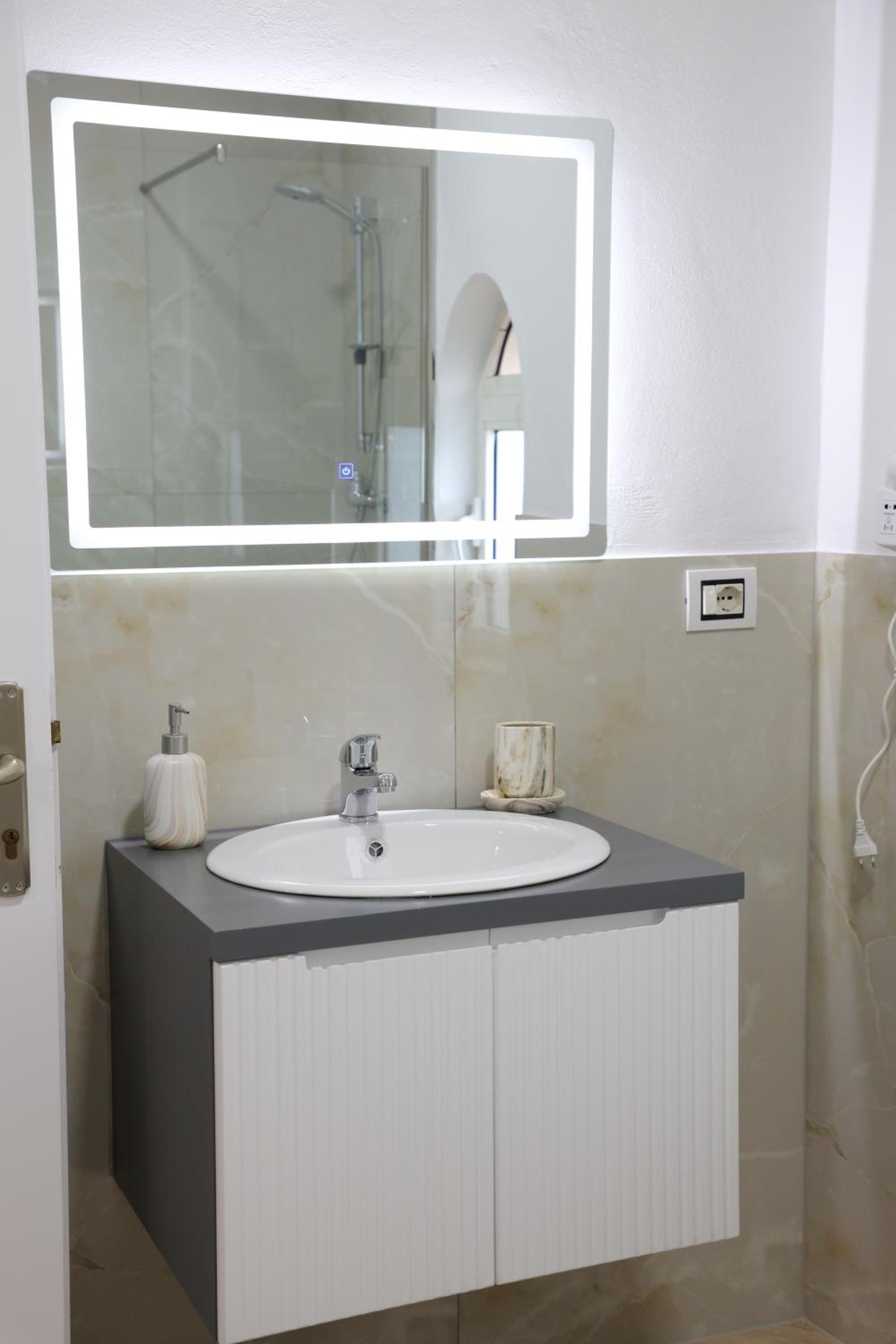 Alesio Guest House