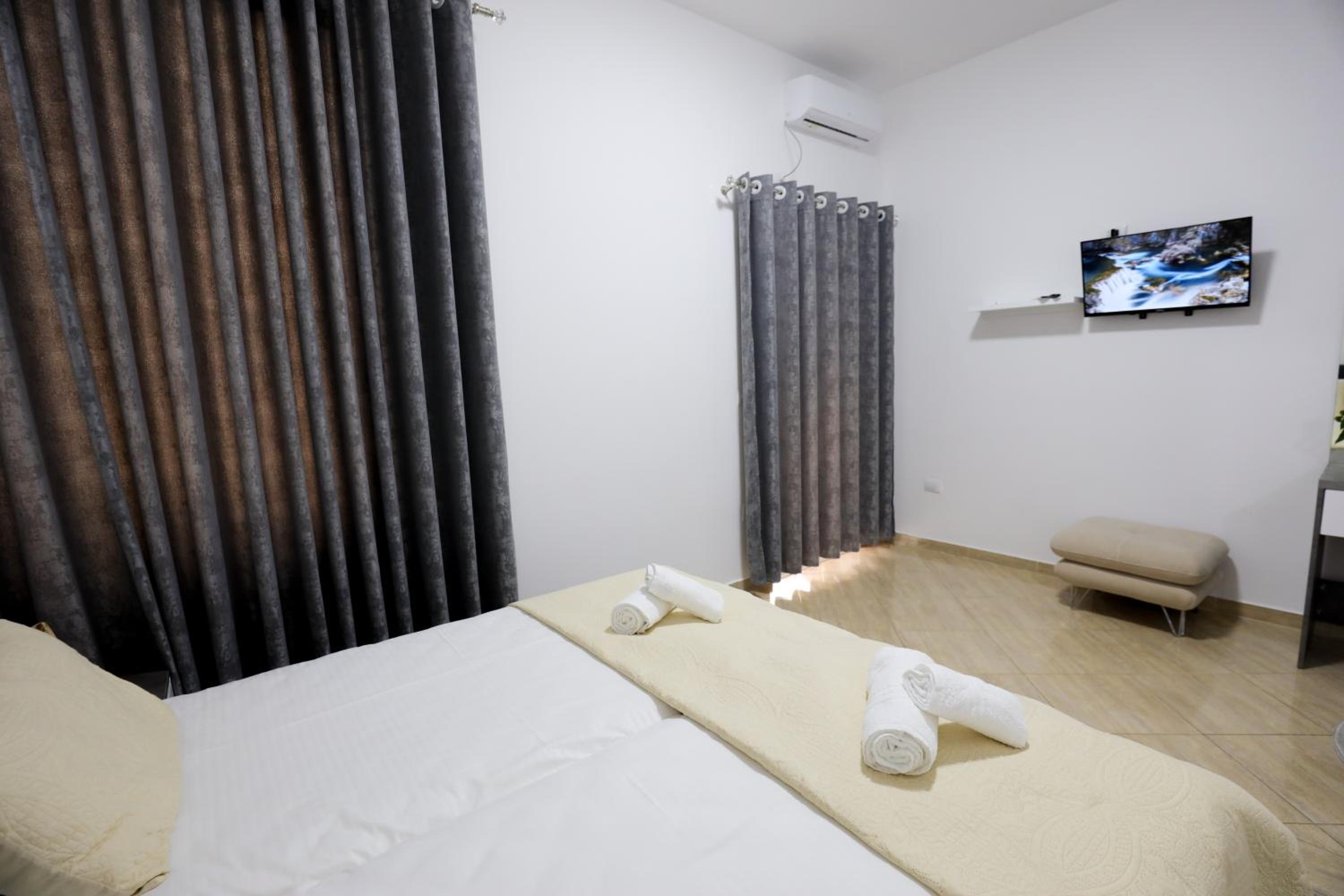 Alesio Guest House