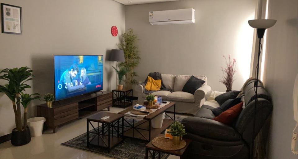 Yasmeen Apartments J1