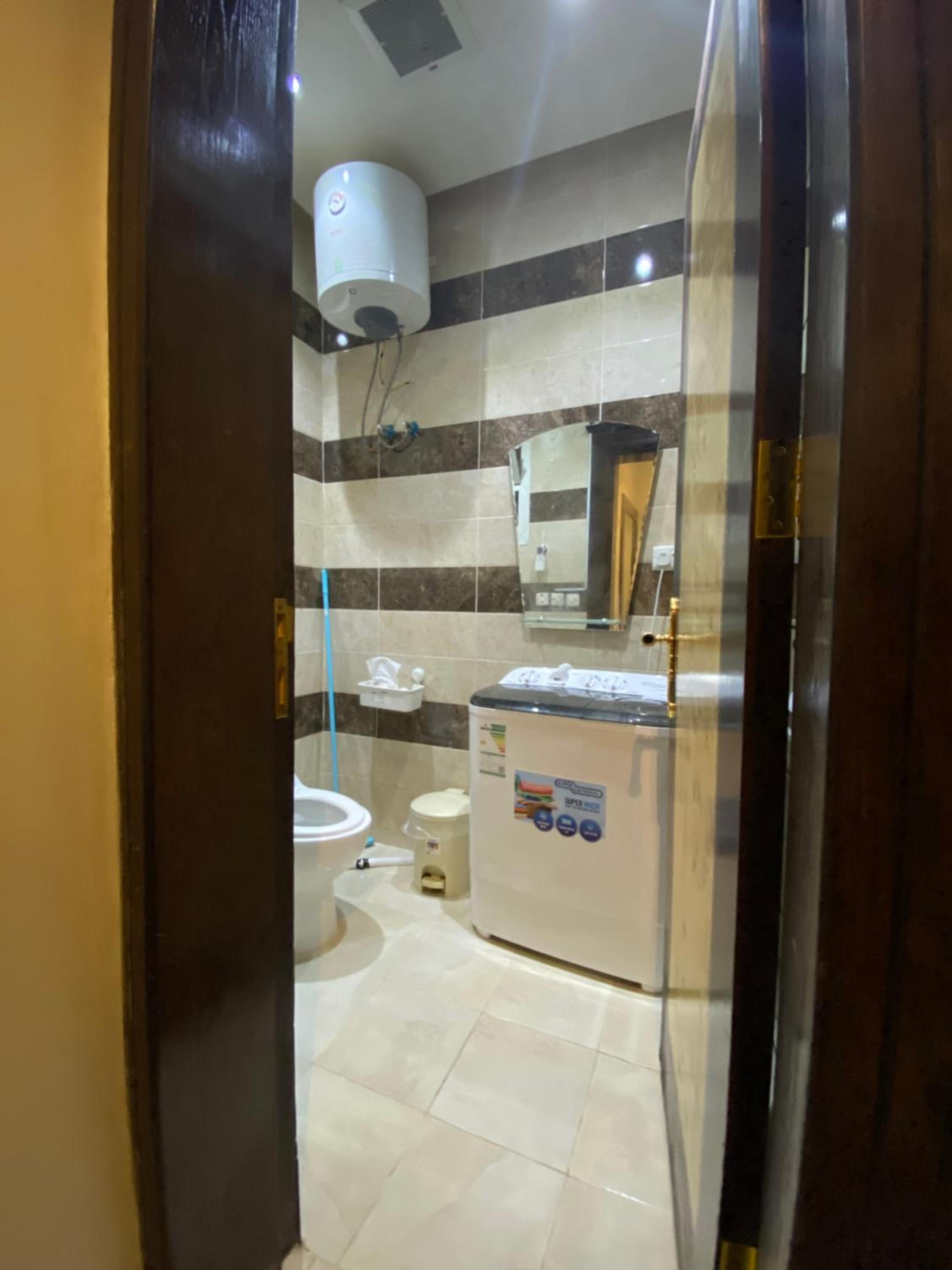 Yasmeen Apartments J1