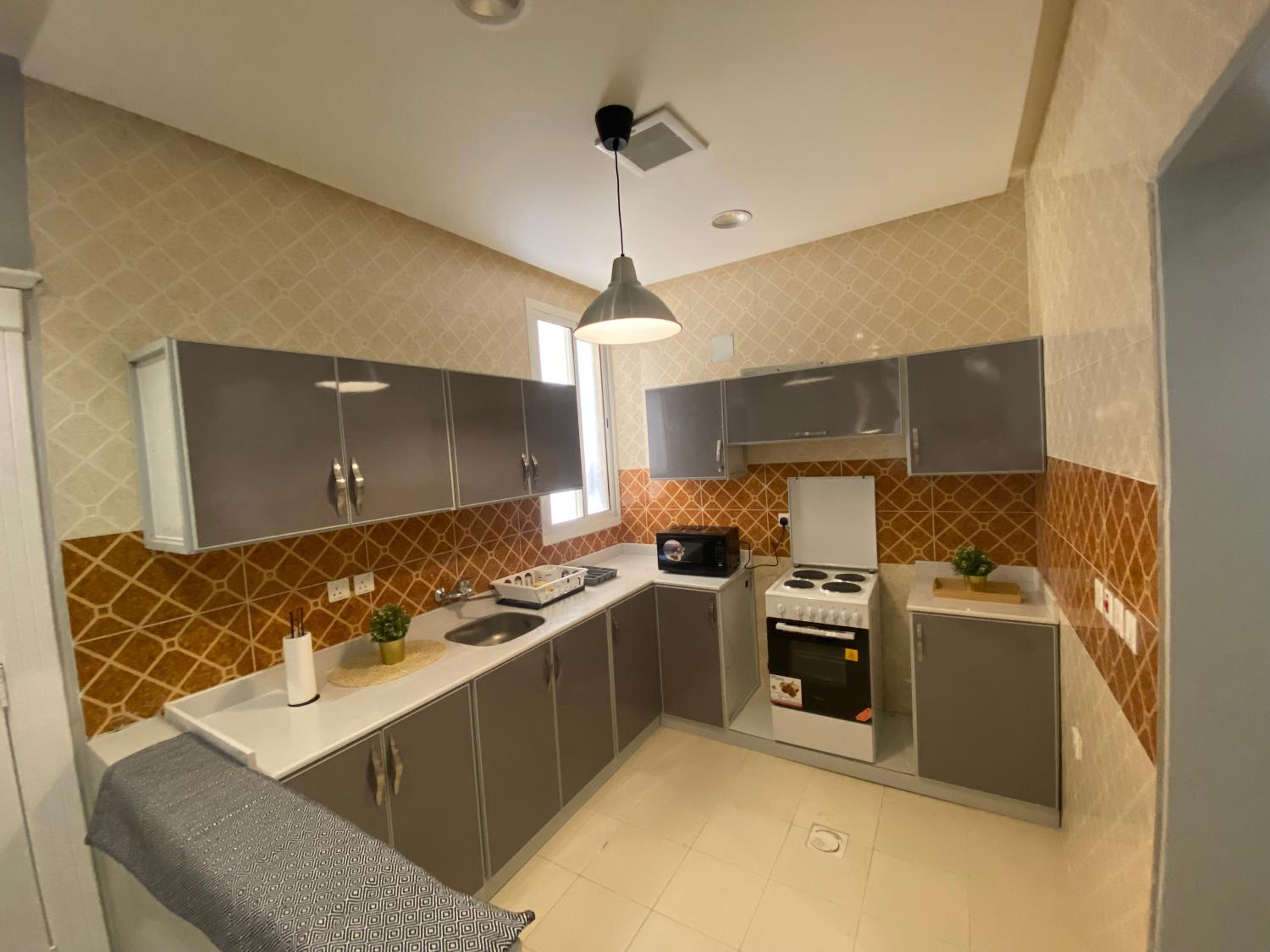 Yasmeen Apartments J1