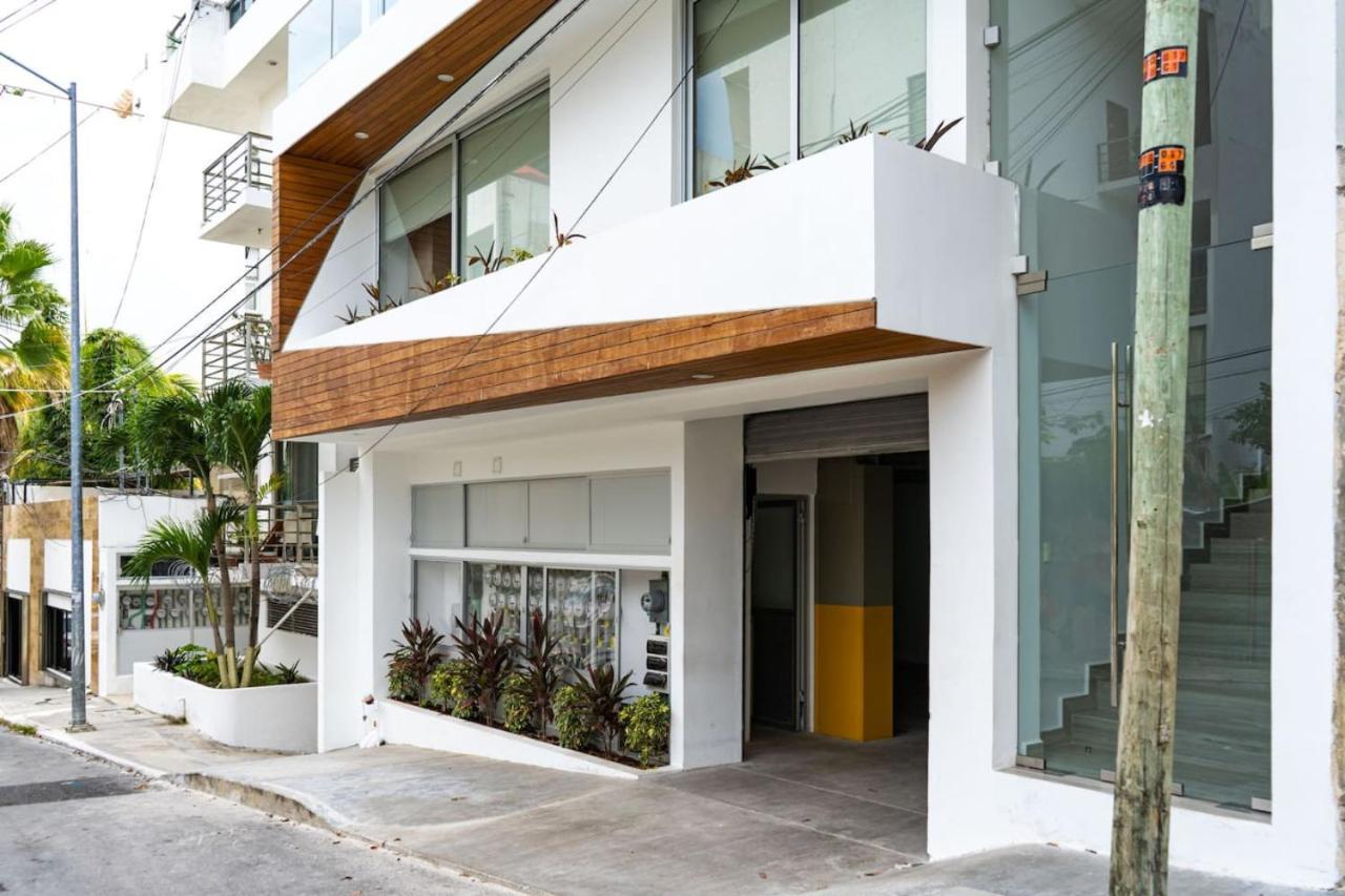 DK Exlusive 1BR- Balcony and Rooftop Sea view view 3