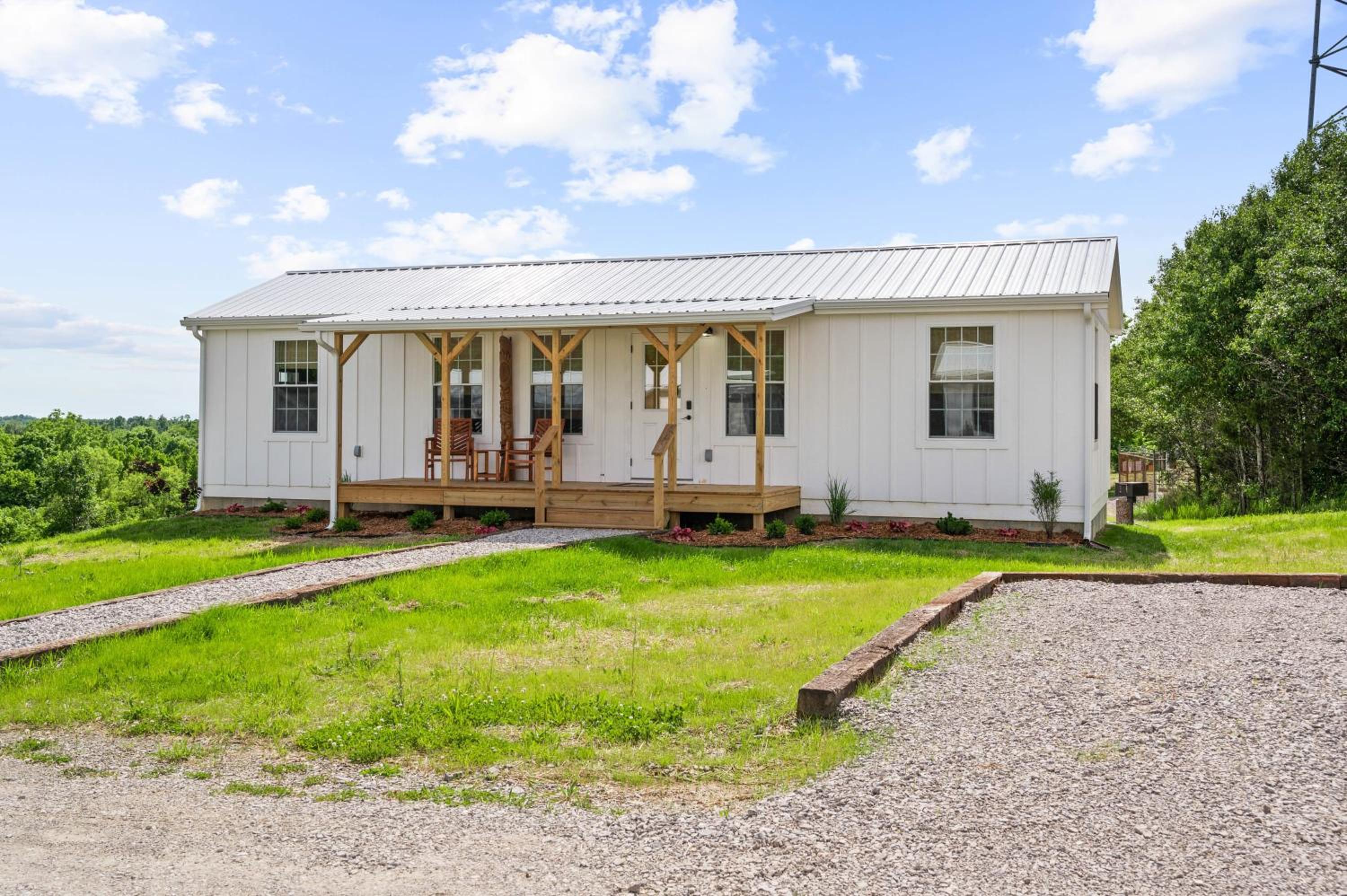 The Lodges at Eden Reserve - Cabins Near Ark view 3
