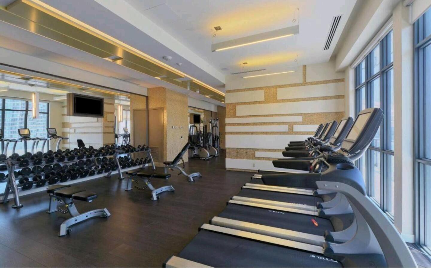 3BR Skyline Condo - By CN Tower & MTCC & Free Parking