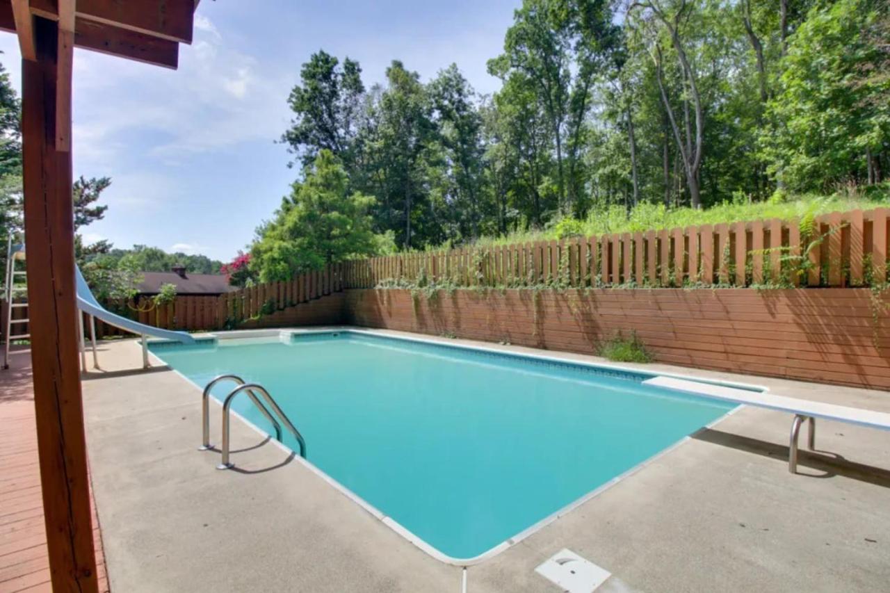 Mountain Lodge - Heated Pool 83 Degrees