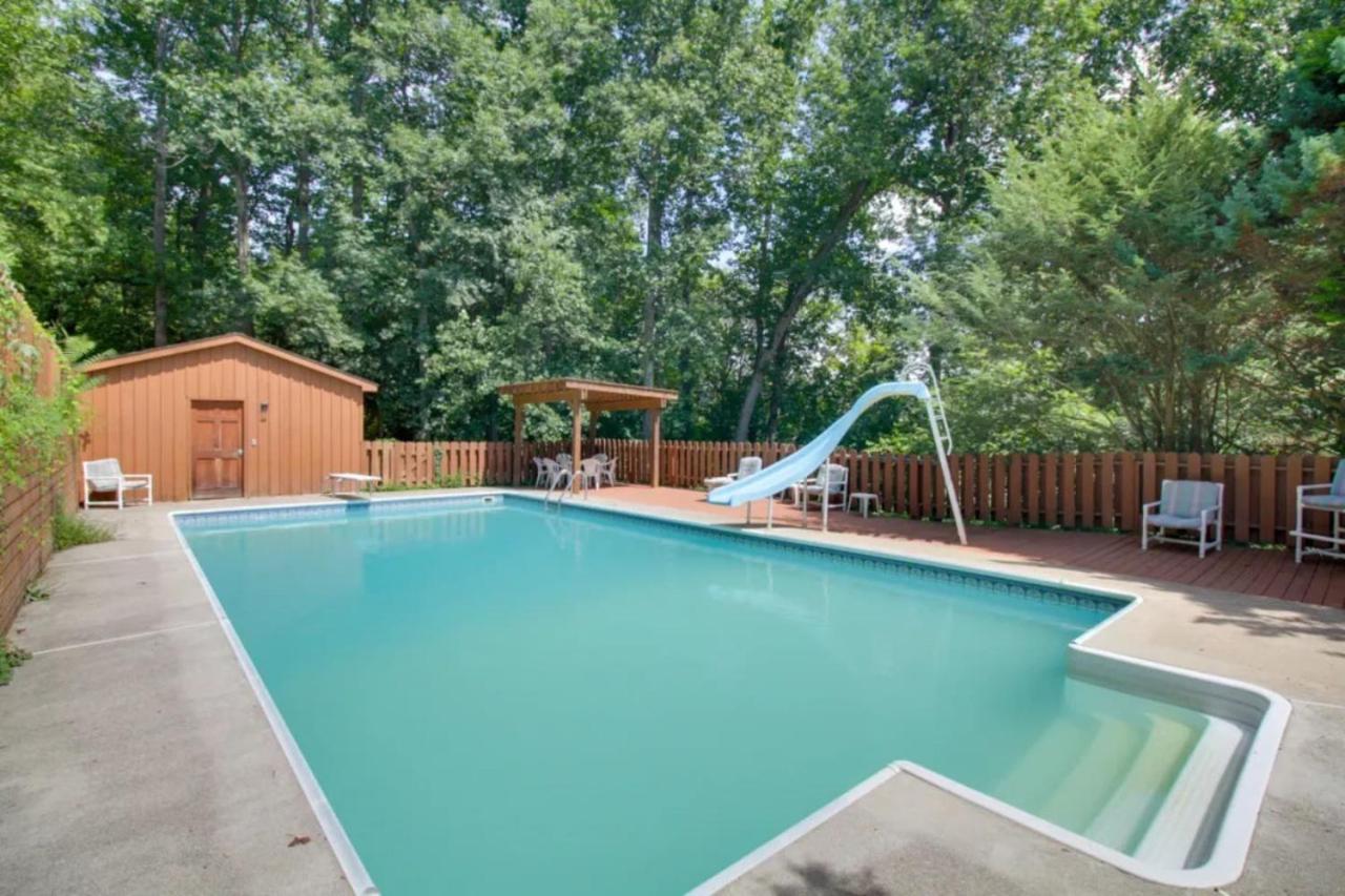 Mountain Lodge - Heated Pool 83 Degrees