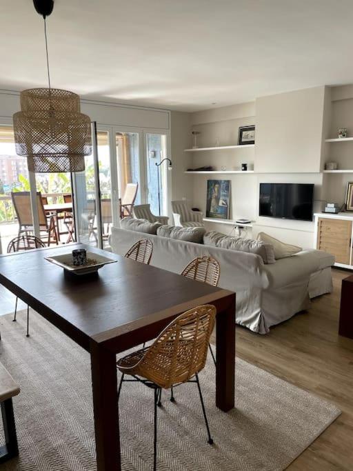 Apartment of 100m2 with sea views