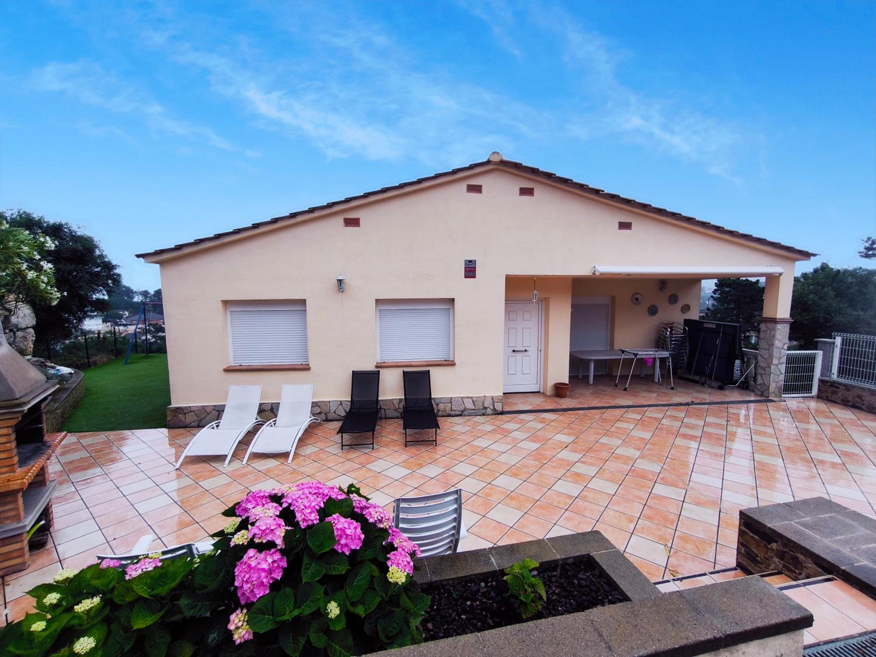 Villa Lloret Blau pour 8 personnes avec piscine privée view 5