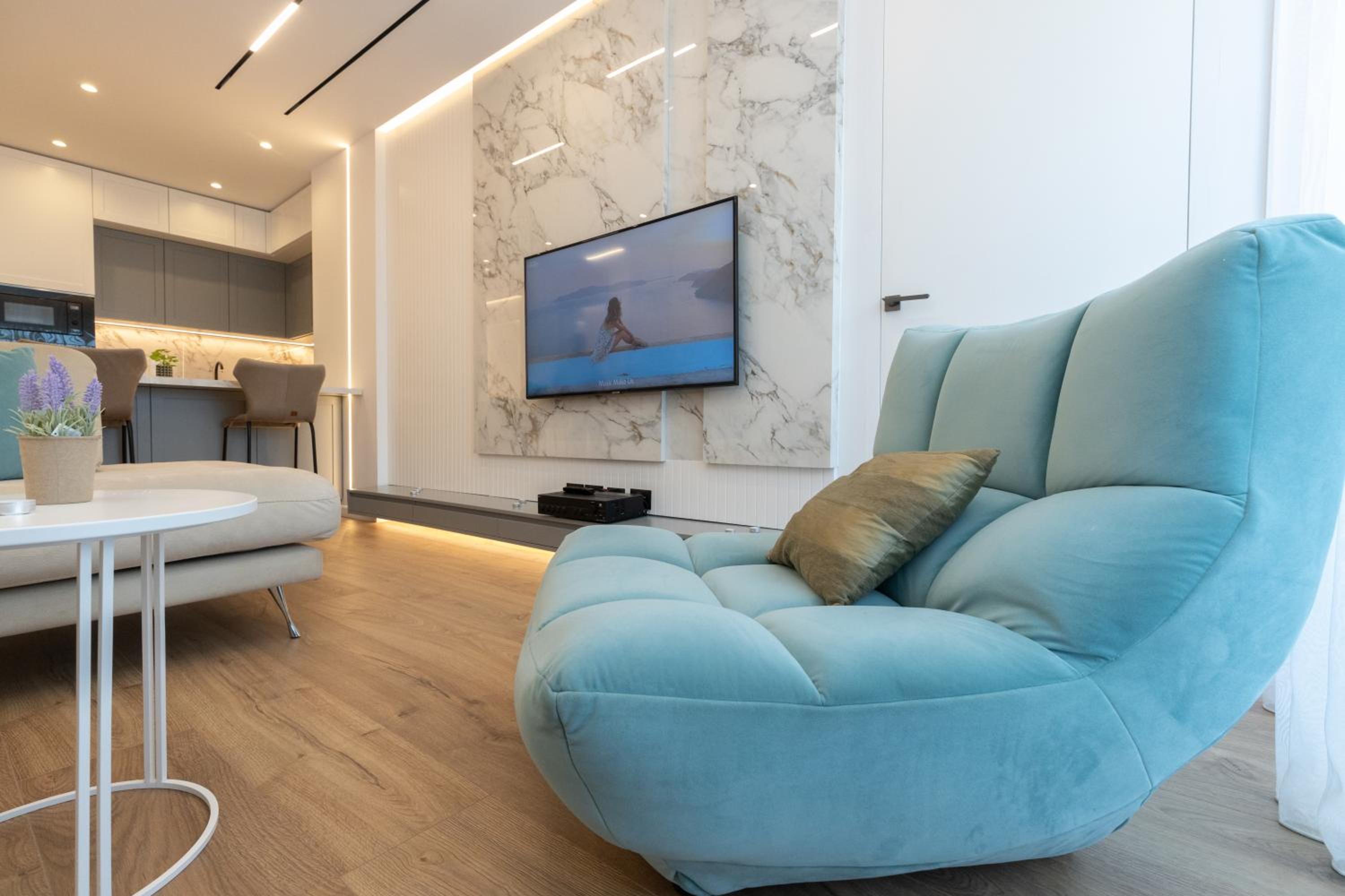 Belleview Apartment 1