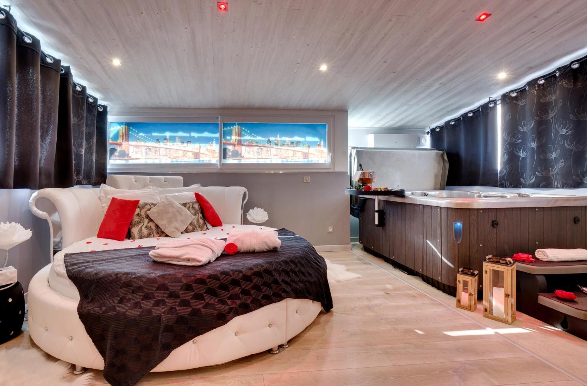 SUITE BROOKLYN JACUZZI, photo 7