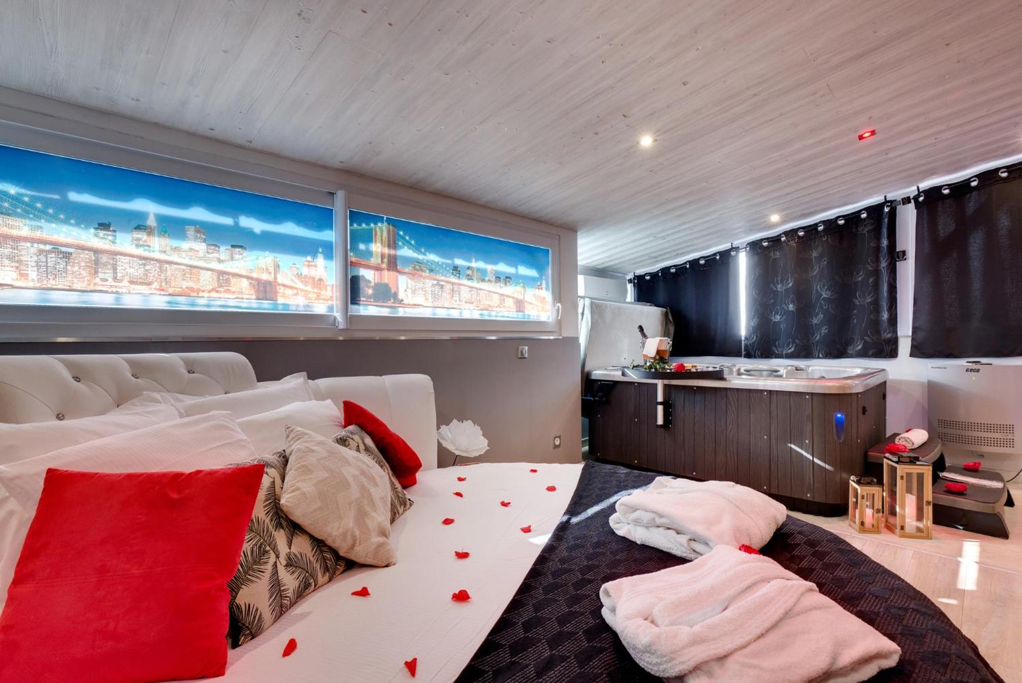SUITE BROOKLYN JACUZZI, photo 15