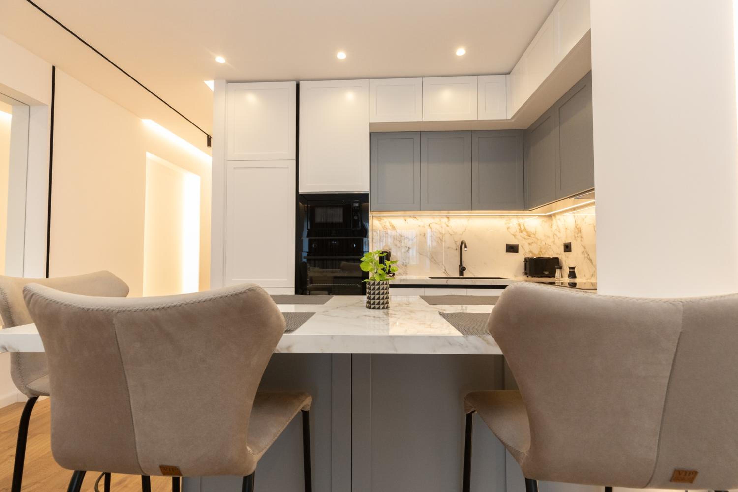 Belleview Apartment 1