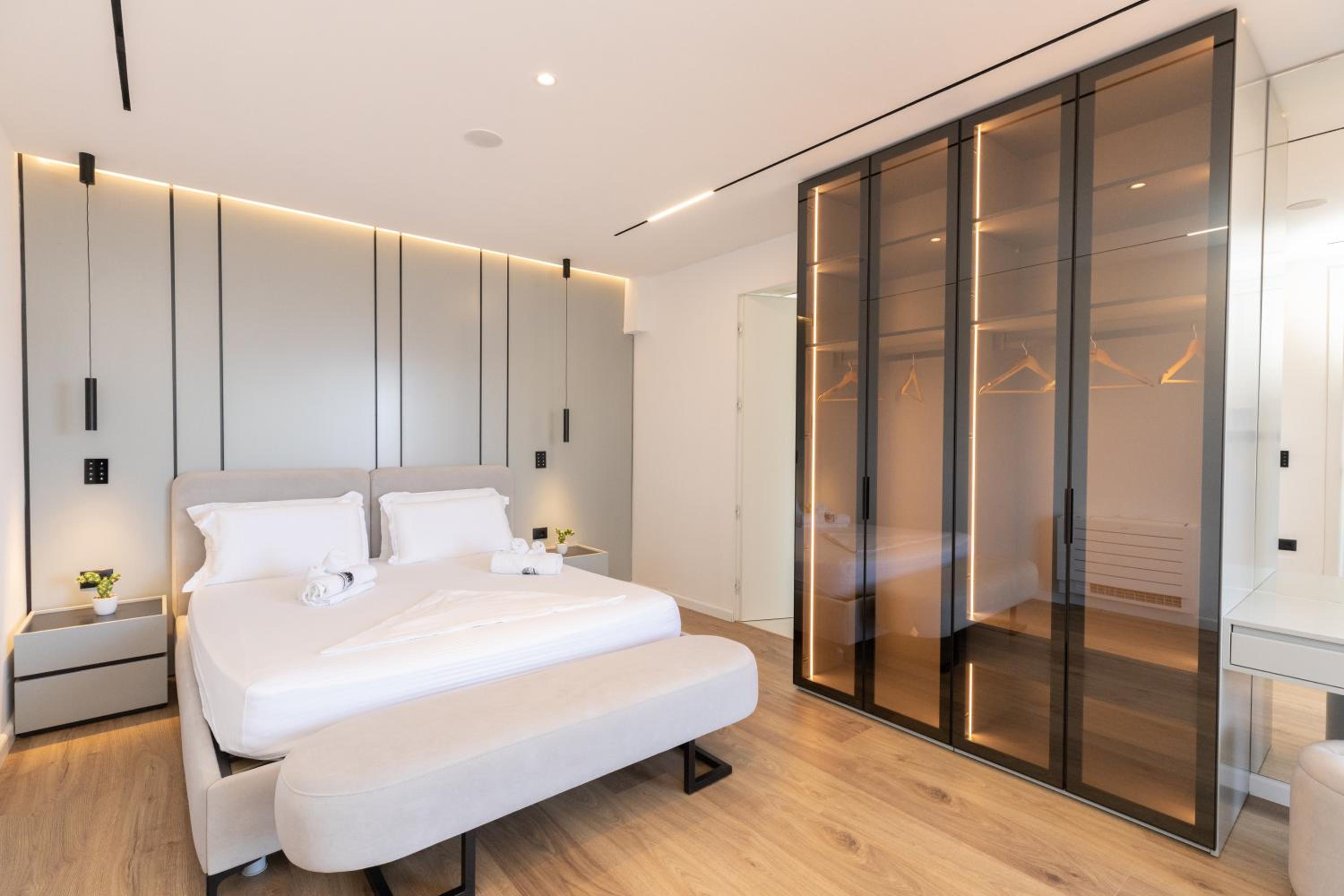 Belleview Apartment 1