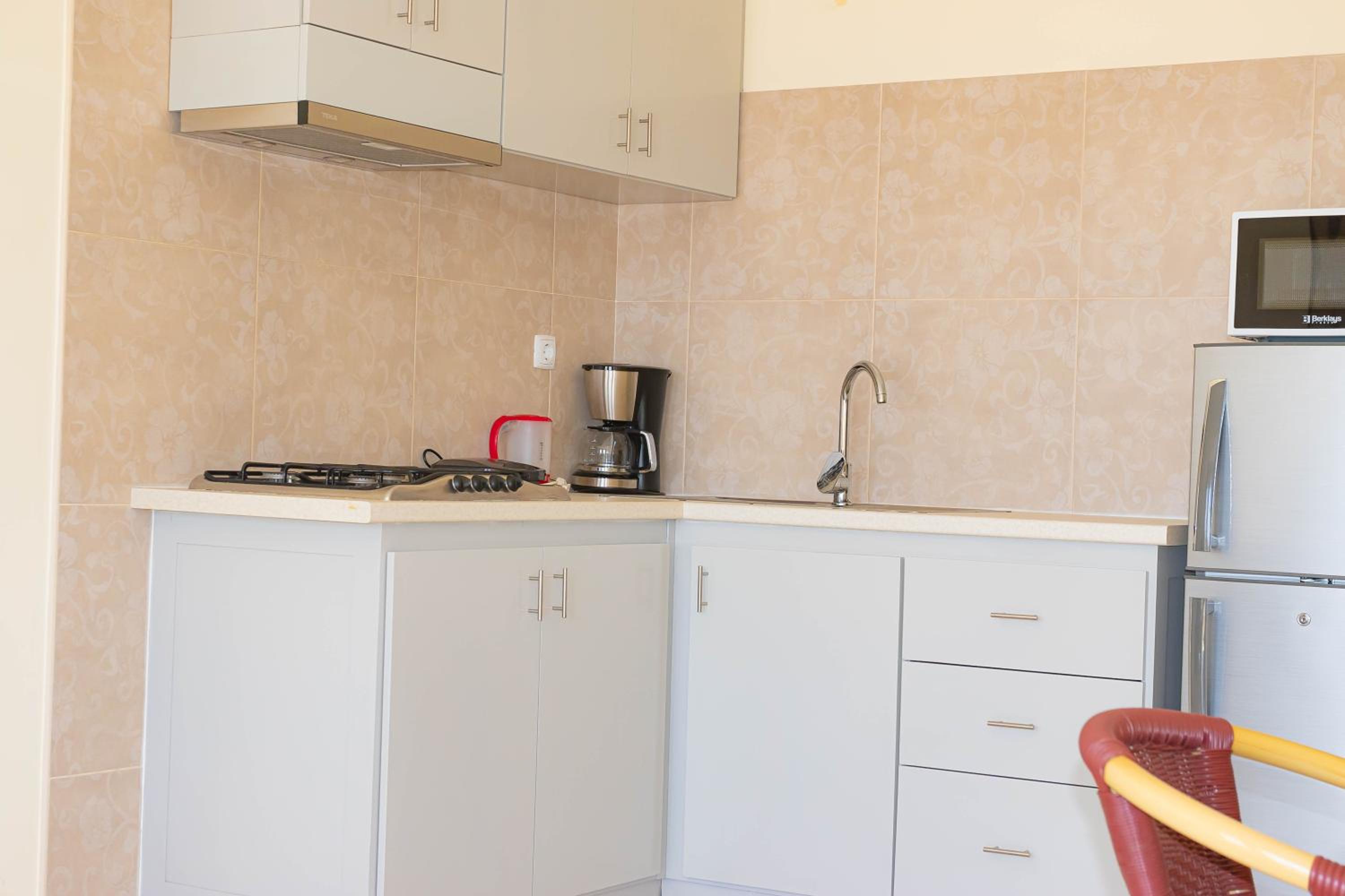 Beauty Plaza Suites