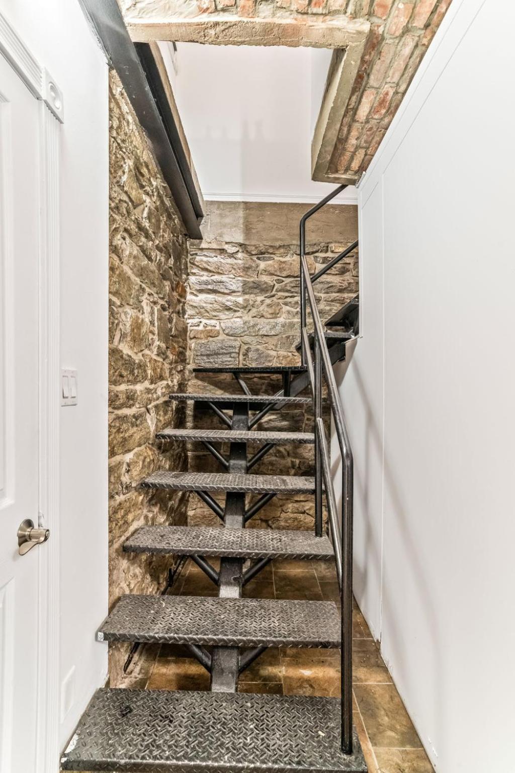 Cute 3BD 2Bath Apartment