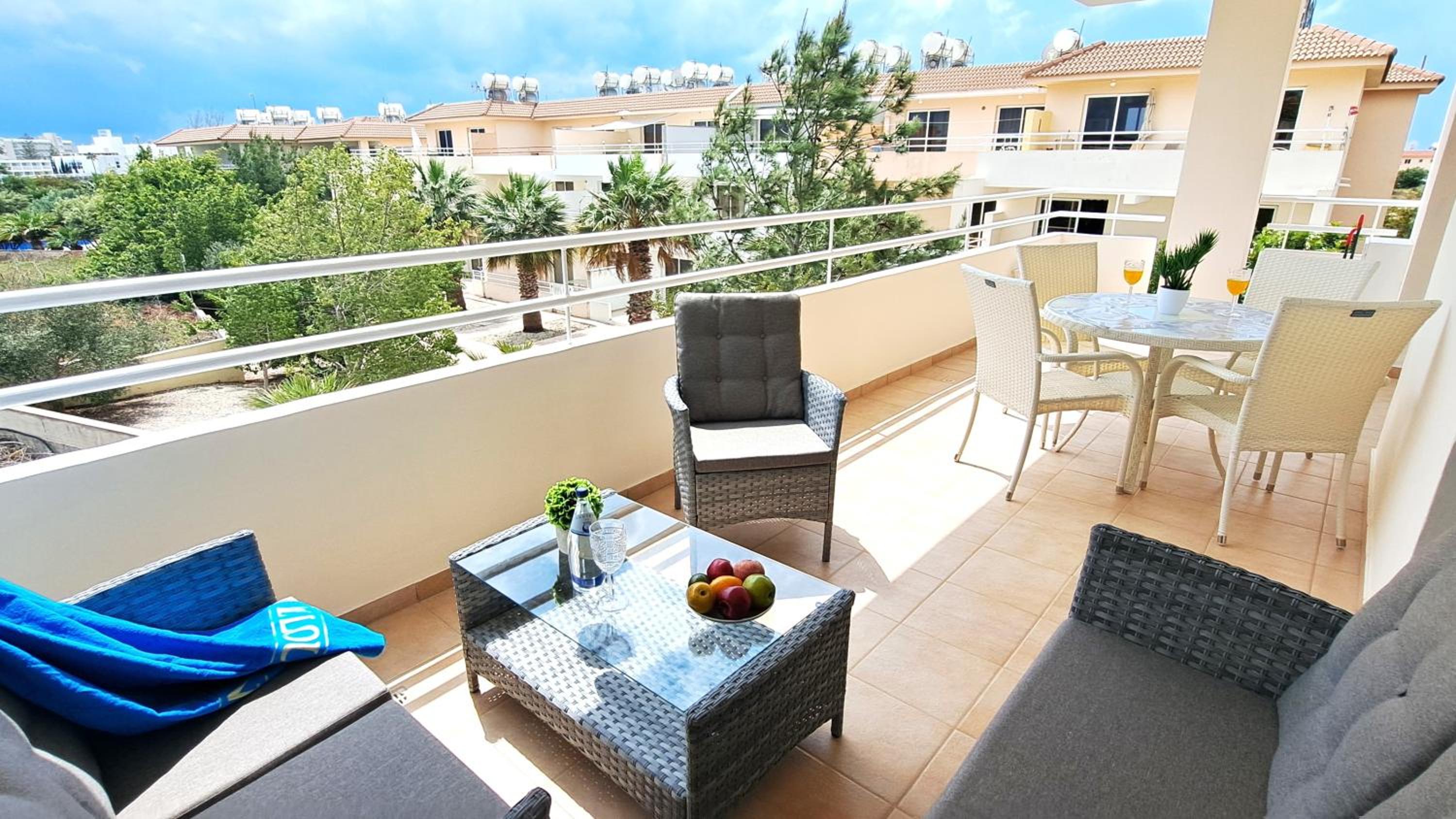 NISSI BEACH Apt 2 RESORT AND SEA VIEW FREE WIFI