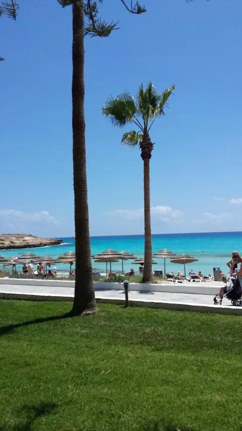 NISSI BEACH Apt 2 RESORT AND SEA VIEW FREE WIFI