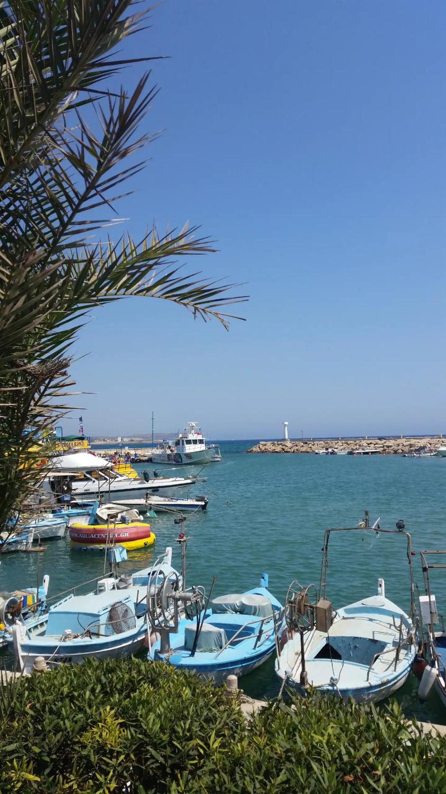 NISSI BEACH Apt 2 RESORT AND SEA VIEW FREE WIFI