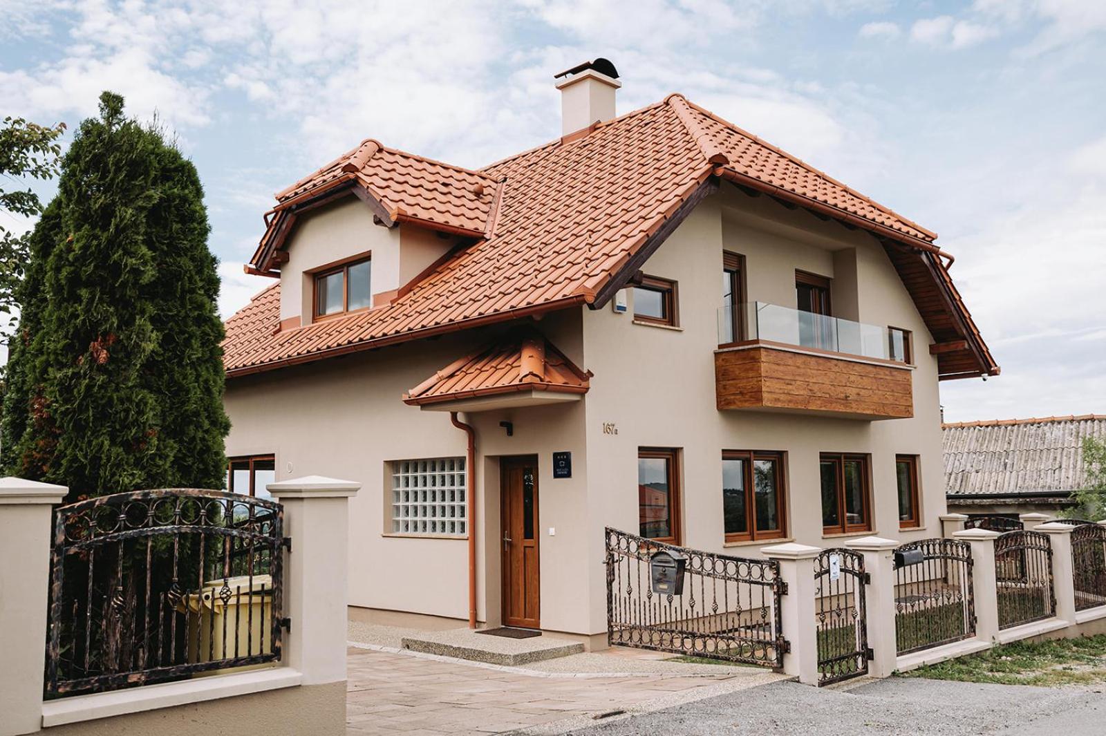 Hotel Uphill Paradise