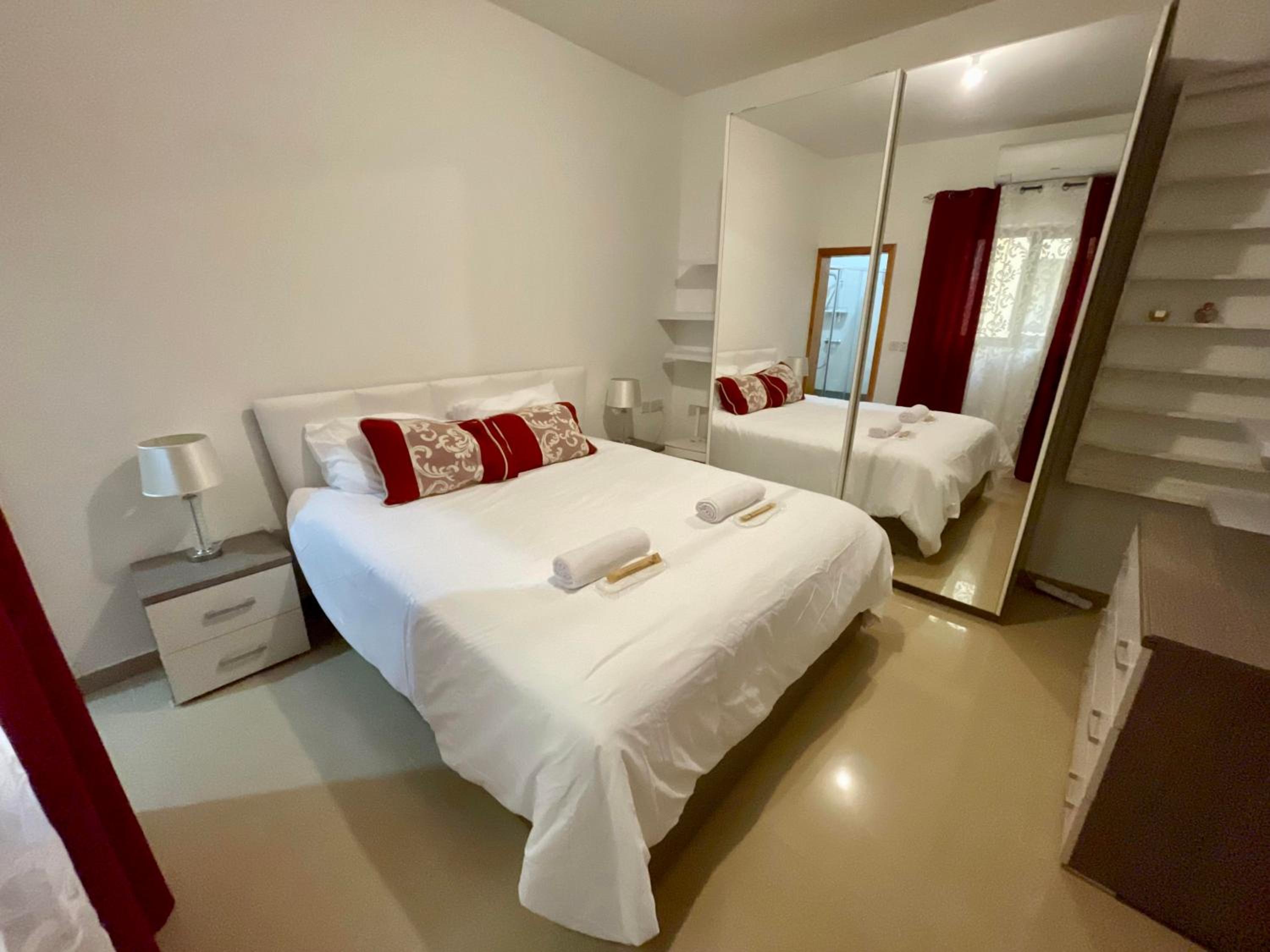 Modern SeaView Xlendi Apartment