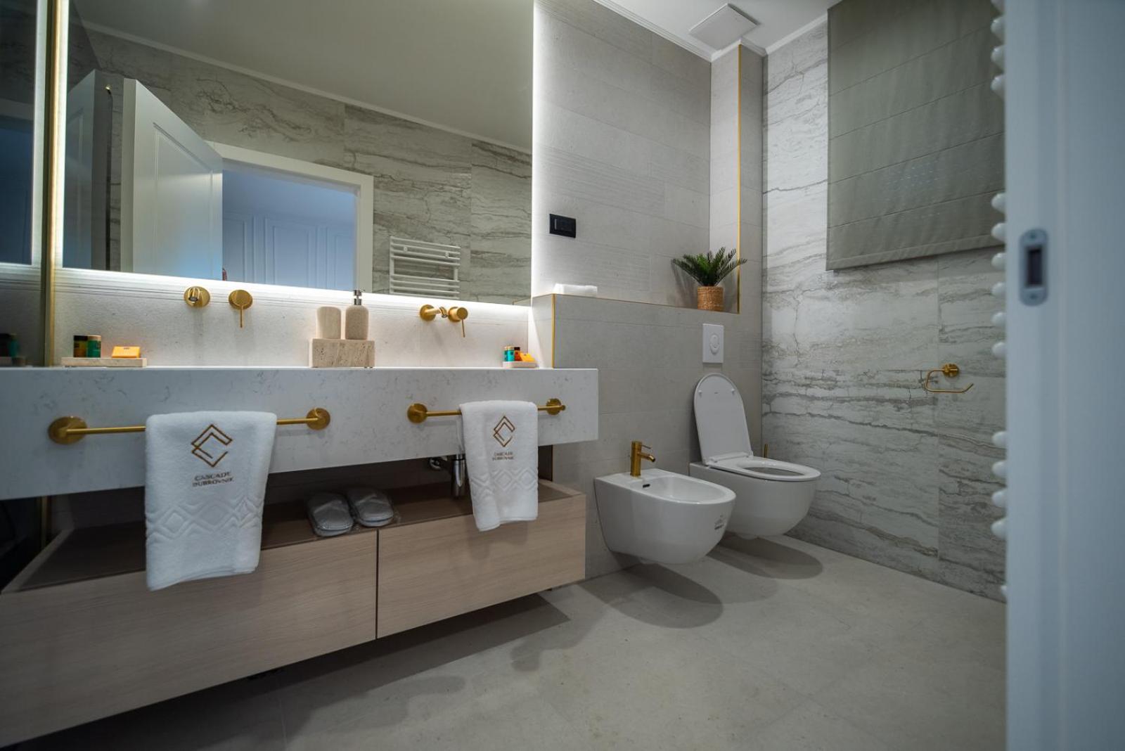 Cascade Luxury Apartments