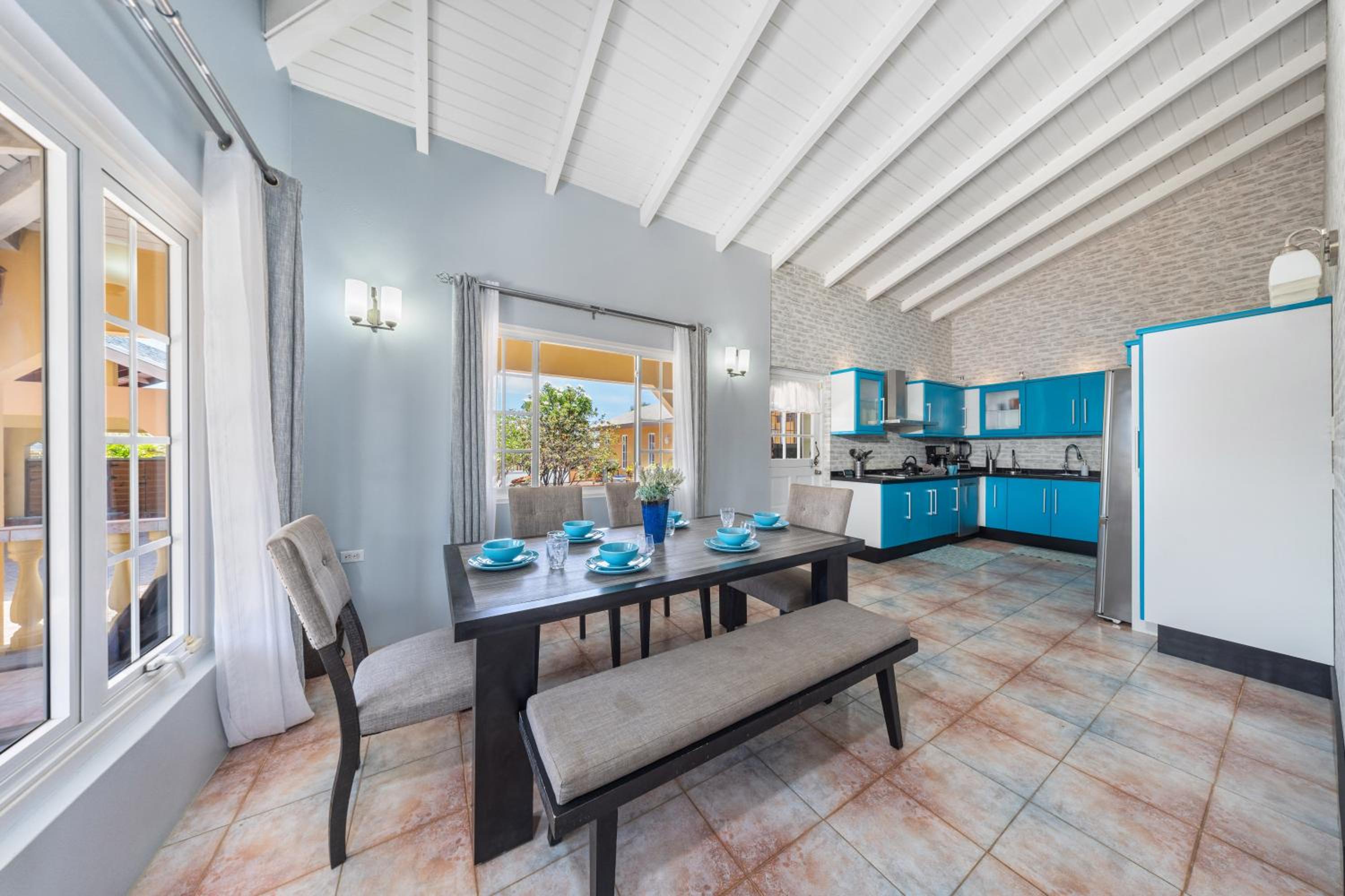 Cadushi Cove 4br Aruban Oasis Wpool & Bbq
