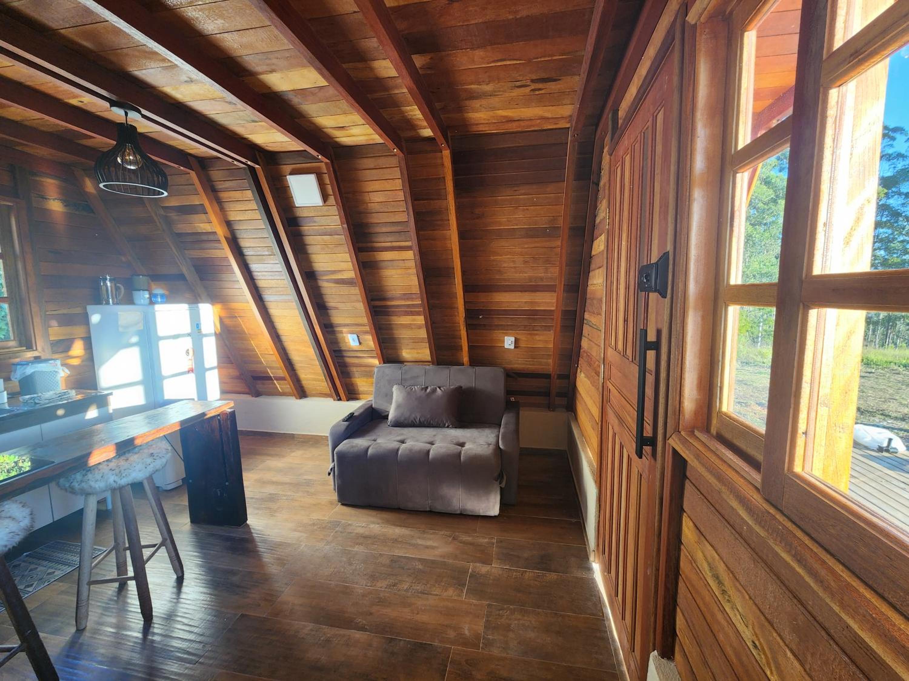 Suisse Chalet by MontJacui - com Jacuzzi