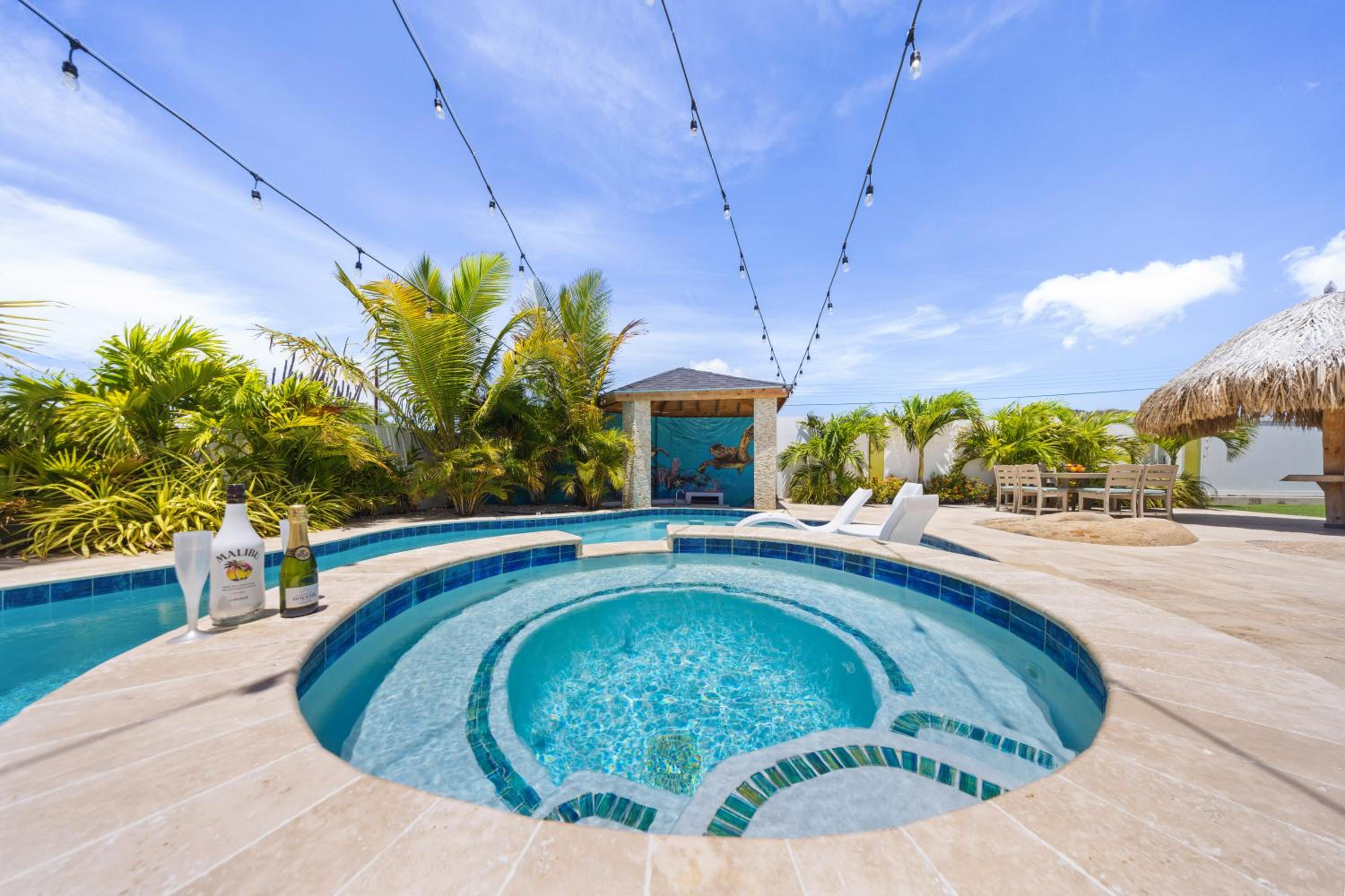 Cadushi Cove 4br Aruban Oasis Wpool & Bbq