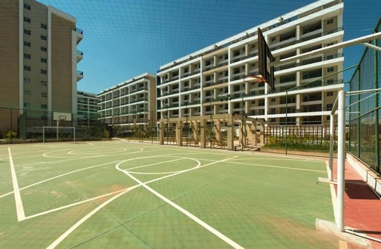 Apt com área de lazer completa em Taguatinga Sul