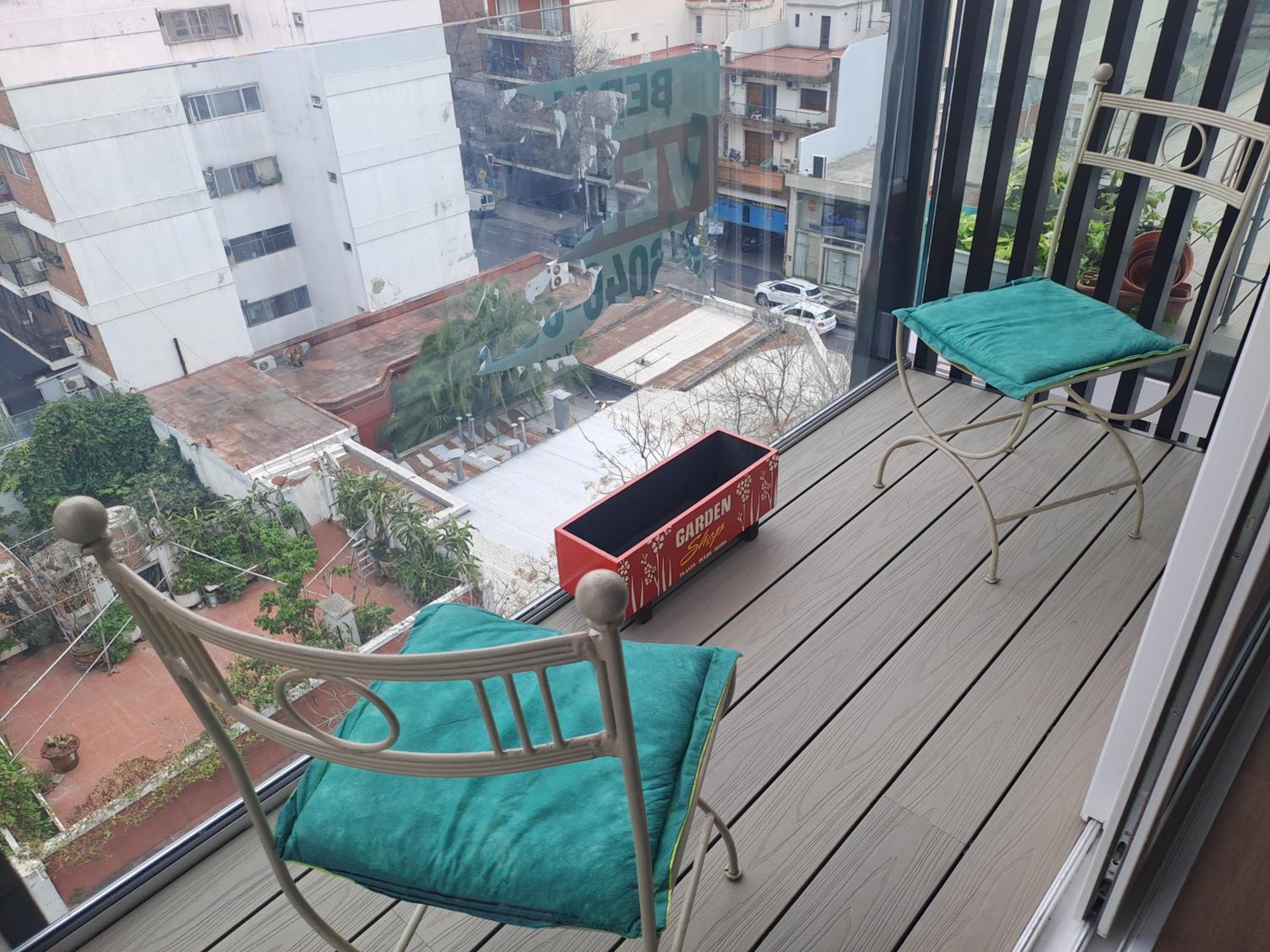Belgrano, cerca de River, Barrio Chino y del subte, balcón, piscina y WiFi