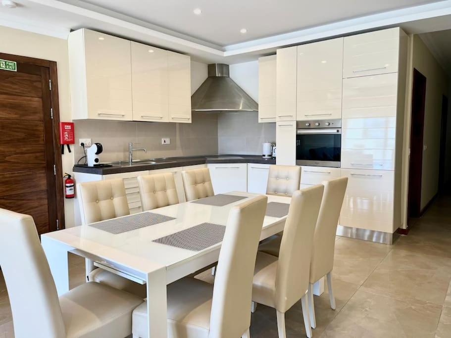 San Anton Gardens 3BDR Apartment
